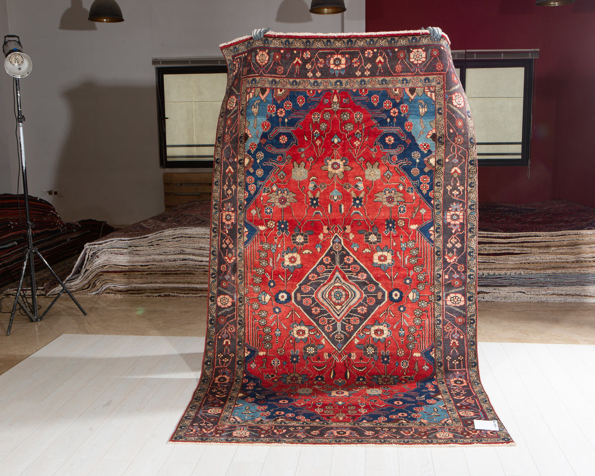 Vintage Red Geometric Medallion Wool Rug – 9' 2" x 5' 2" (279 x 158 cm)