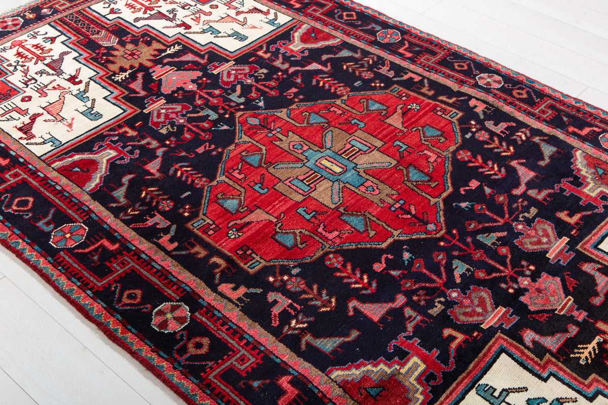 Vintage Deep Navy Blue & Red Geometric Medallion Wool Rug – 8' 6" x 4' 9" (260 x 146 cm)