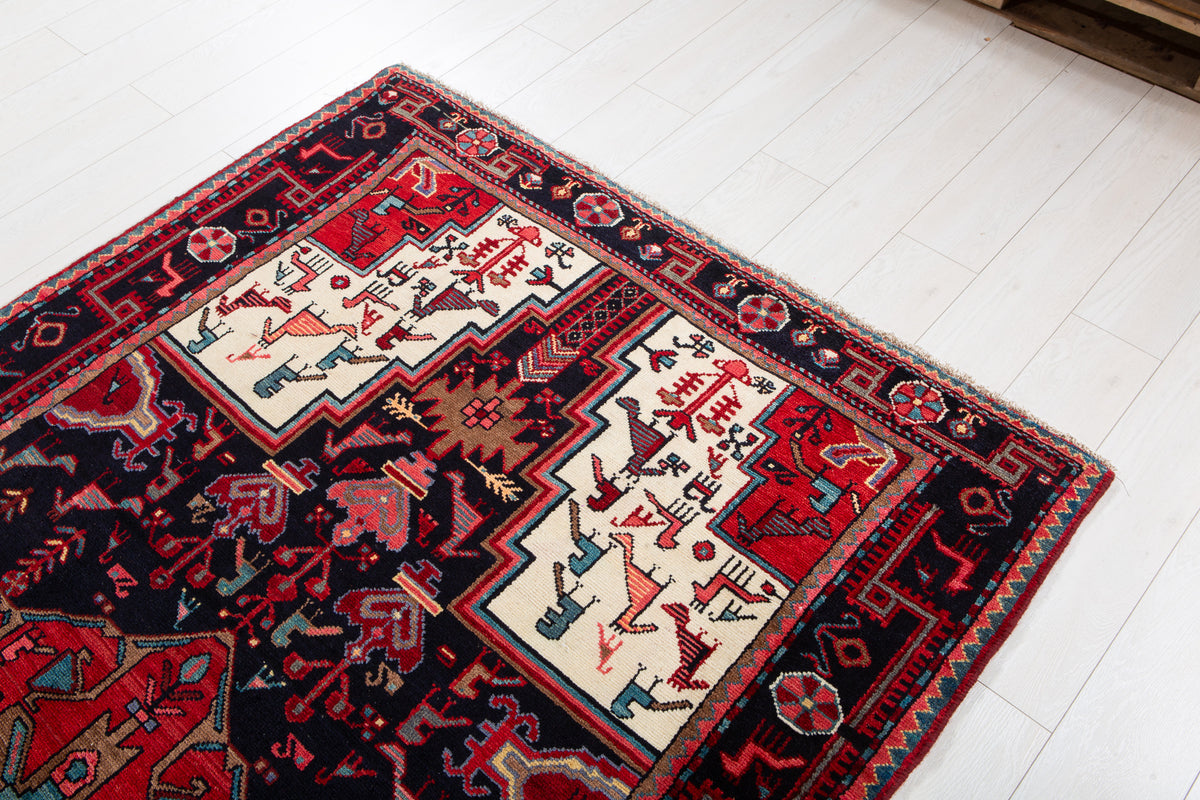 Vintage Deep Navy Blue & Red Geometric Medallion Wool Rug – 8' 6" x 4' 9" (260 x 146 cm)