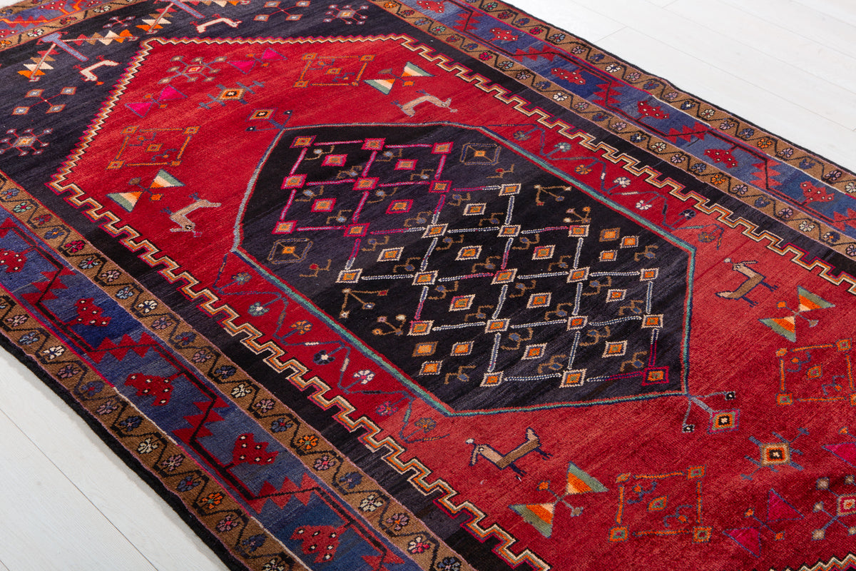 Collectible Vintage Red & Navy Blue Geometric Medallion Wool Rug – 8' 4" x 5' 0" (253 x 152 cm)
