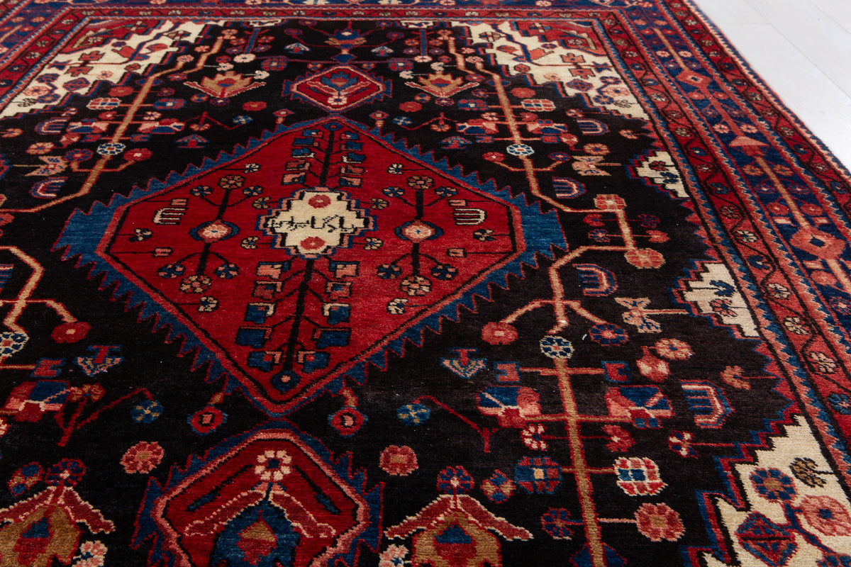 Vintage Black & Red Geometric Medallion Wool Rug – 8' 4" x 5' 2" (254 x 158 cm)