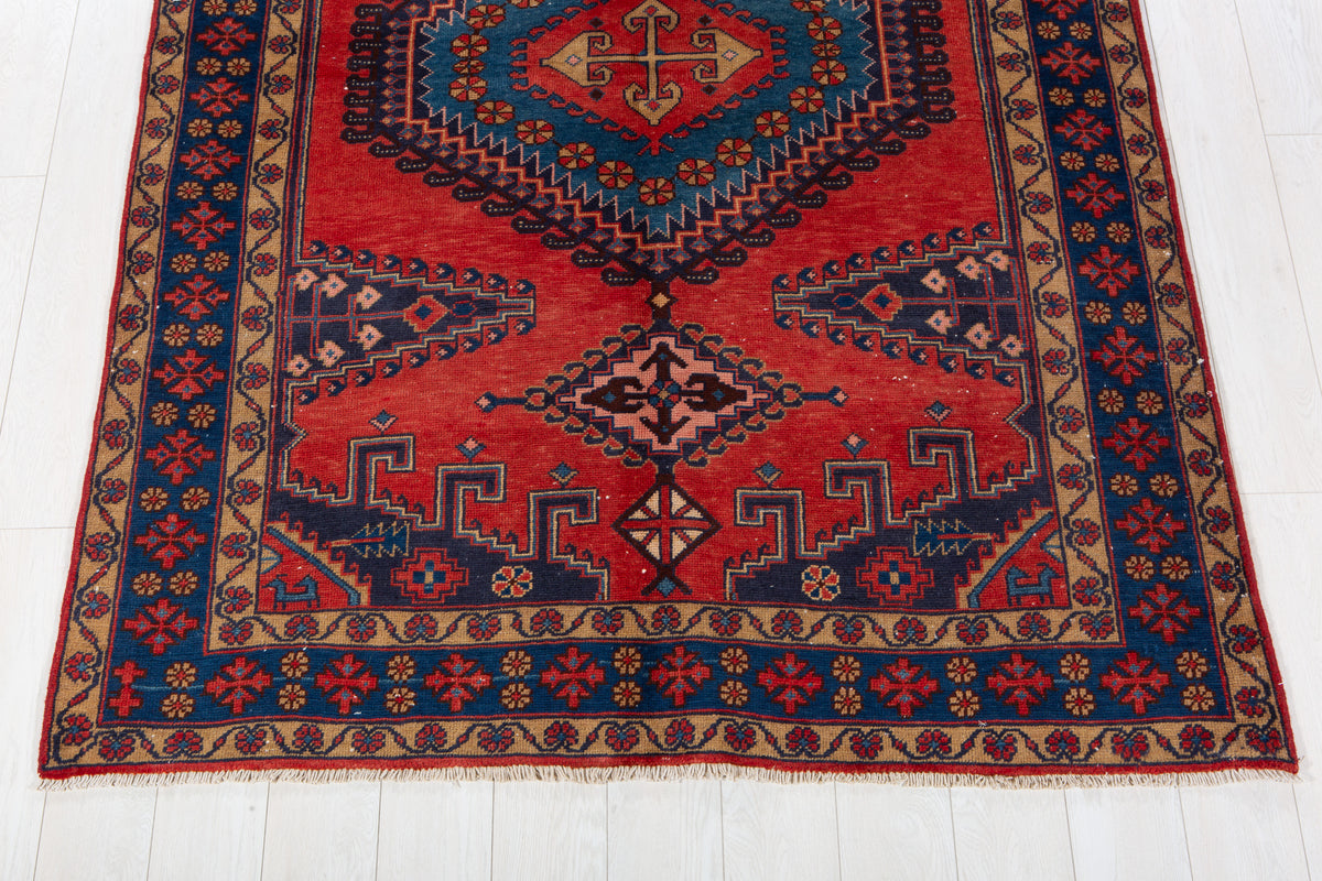 Vintage Orange Red & Blue Geometric Medallion Wool Rug – 7' 5" x 5' 3" (226 x 160 cm)
