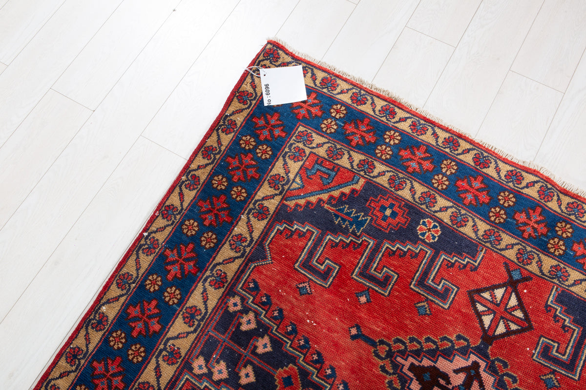 Vintage Orange Red & Blue Geometric Medallion Wool Rug – 7' 5" x 5' 3" (226 x 160 cm)