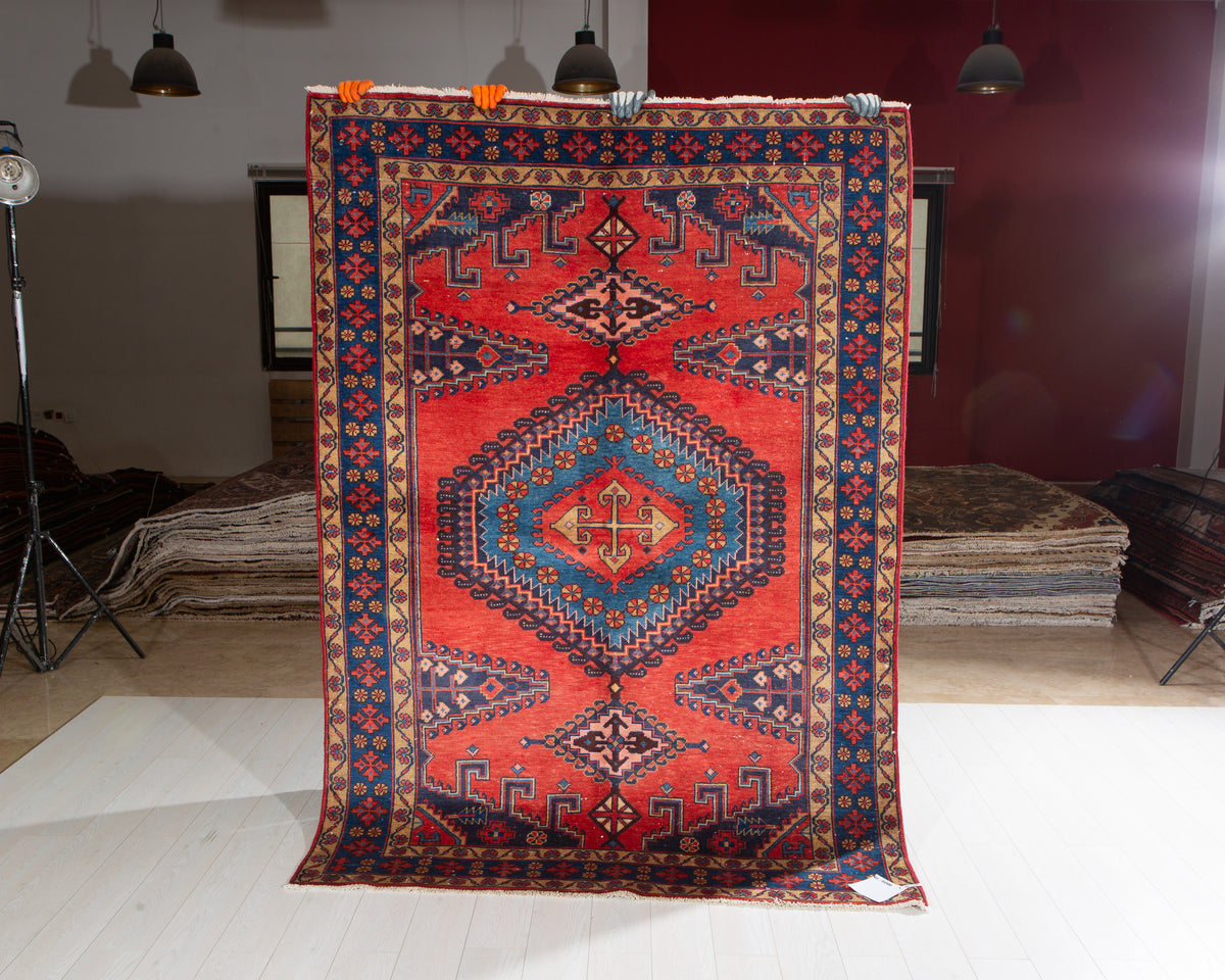 Vintage Orange Red & Blue Geometric Medallion Wool Rug – 7' 5" x 5' 3" (226 x 160 cm)