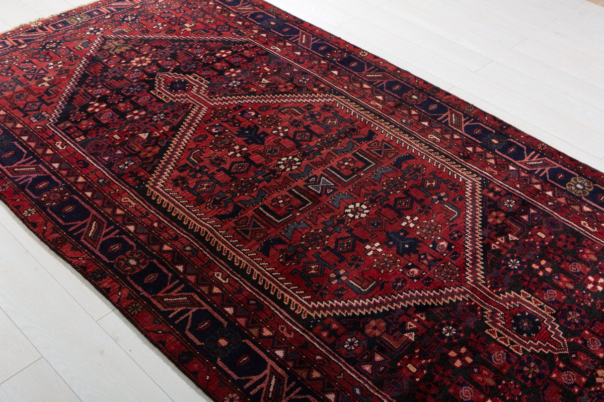 Vintage Black & Rust Red Geometric Allover Wool Rug – 9' 10" x 4' 10" (300 x 148 cm)