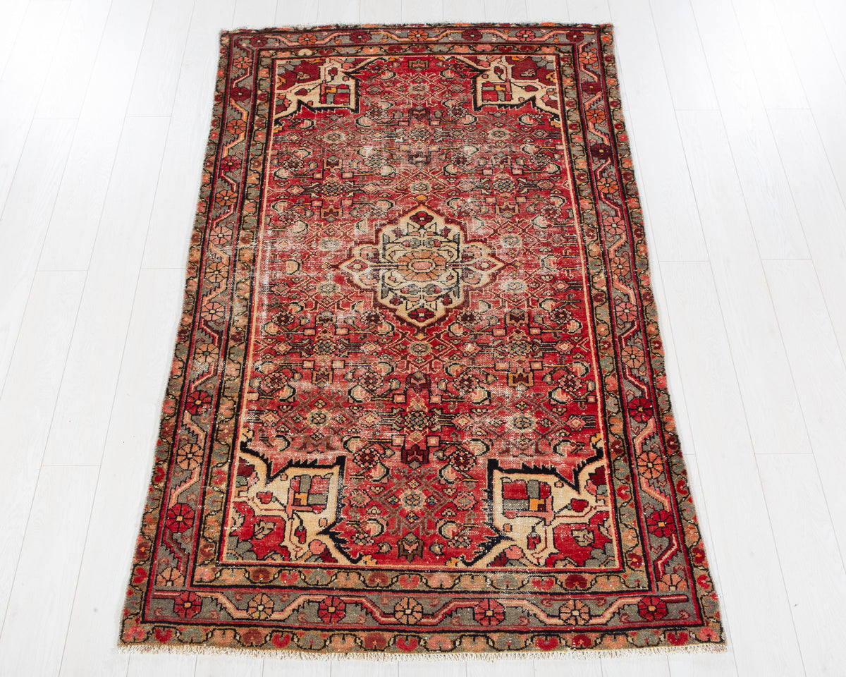 Antique Malayer wool rug in Red, 211 x 130 cm