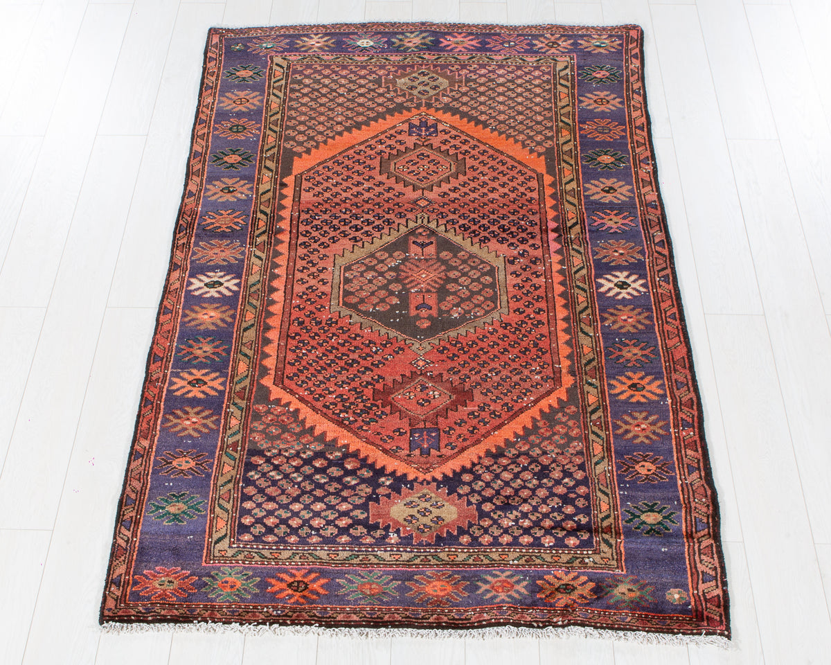 Antique Zanjan wool rug in Rust red, blue, 190 x 126 cm