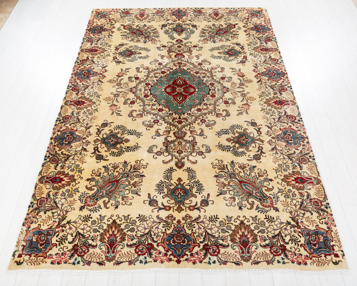 Collectible Vintage Kirman Warm beige and red Floral Rug, 7x10 – 10' 3" x 7' 0" (312 x 214 cm) – main view