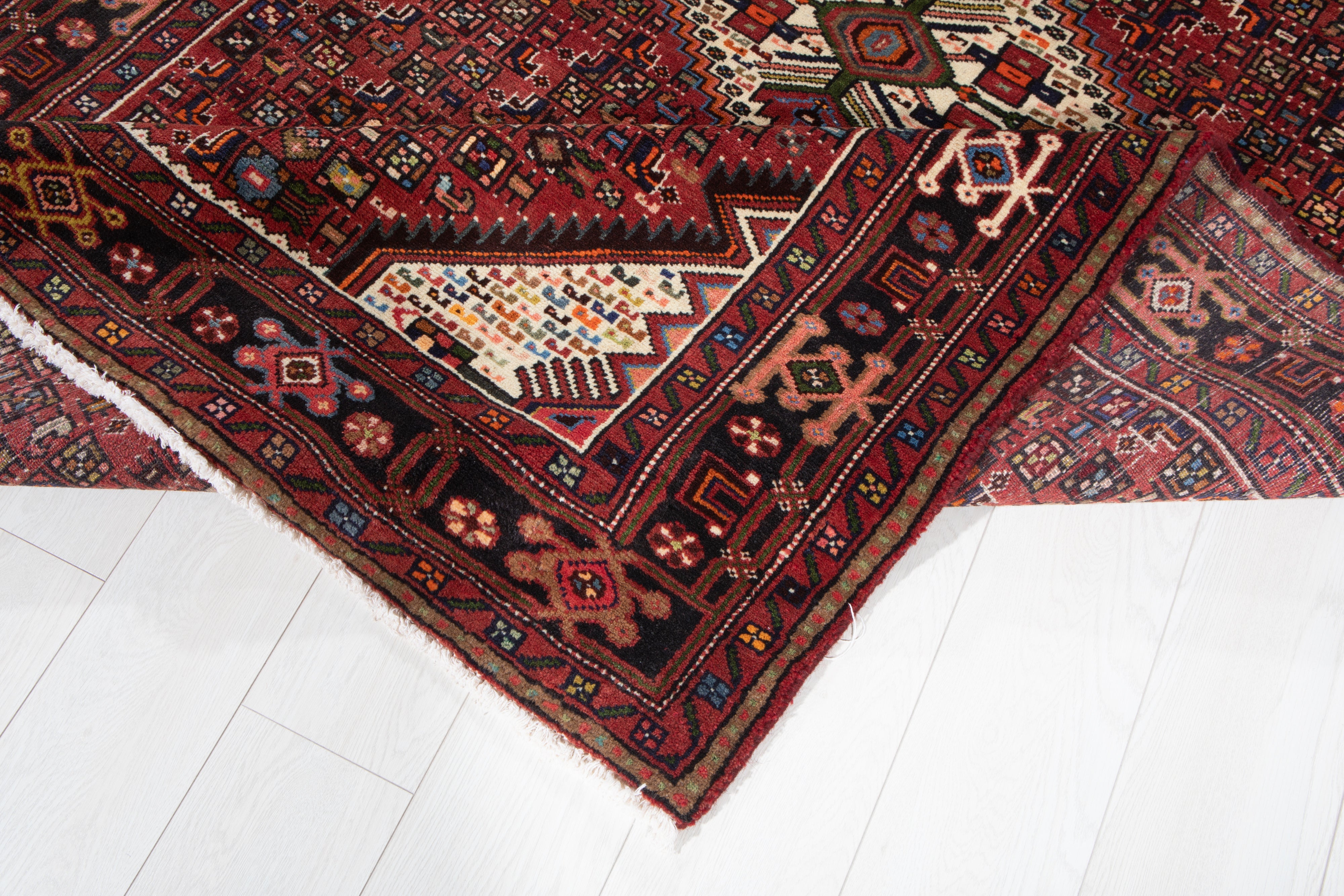 Hand-Knotted Vintage Wool Area Rug – 8' x 4' 8" (245 x 144 cm) - Yasi & Fara