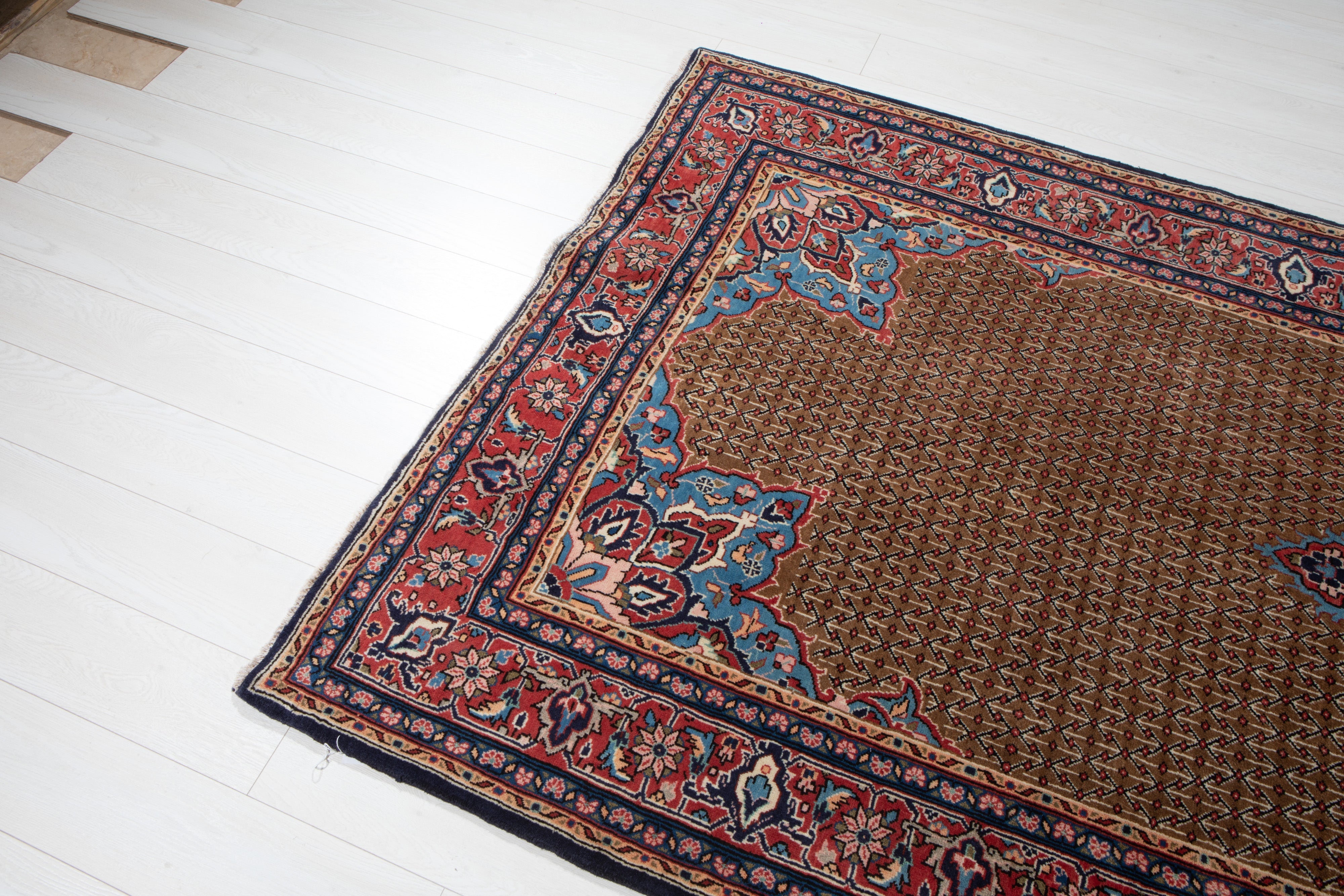 Hand-Knotted Vintage Wool Area Rug – 9'11" x 4'10" (303 x 146 cm) - Yasi & Fara
