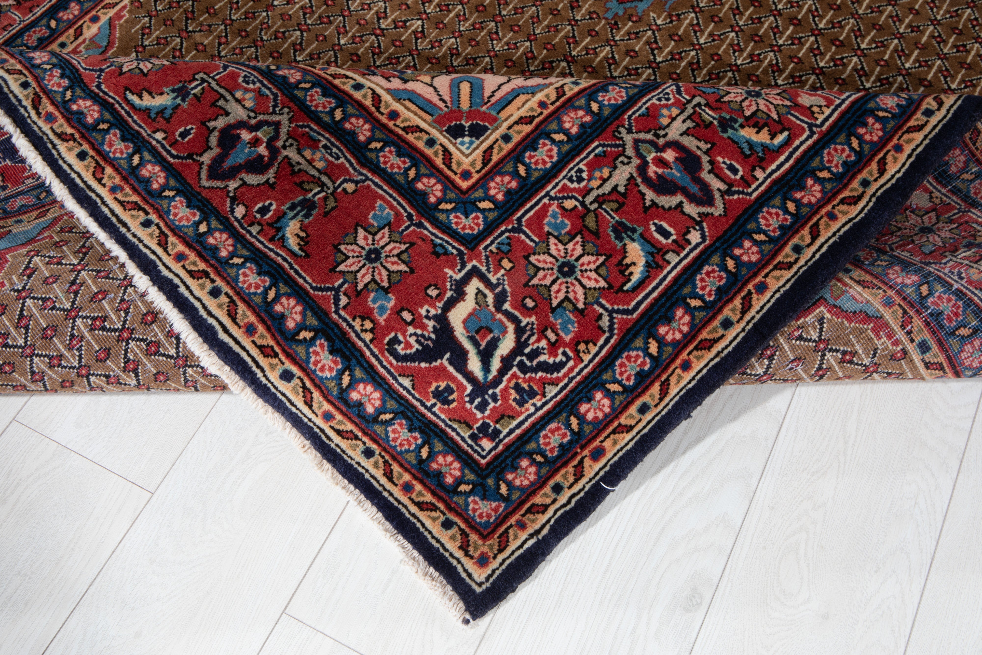Hand-Knotted Vintage Wool Area Rug – 9'11" x 4'10" (303 x 146 cm) - Yasi & Fara