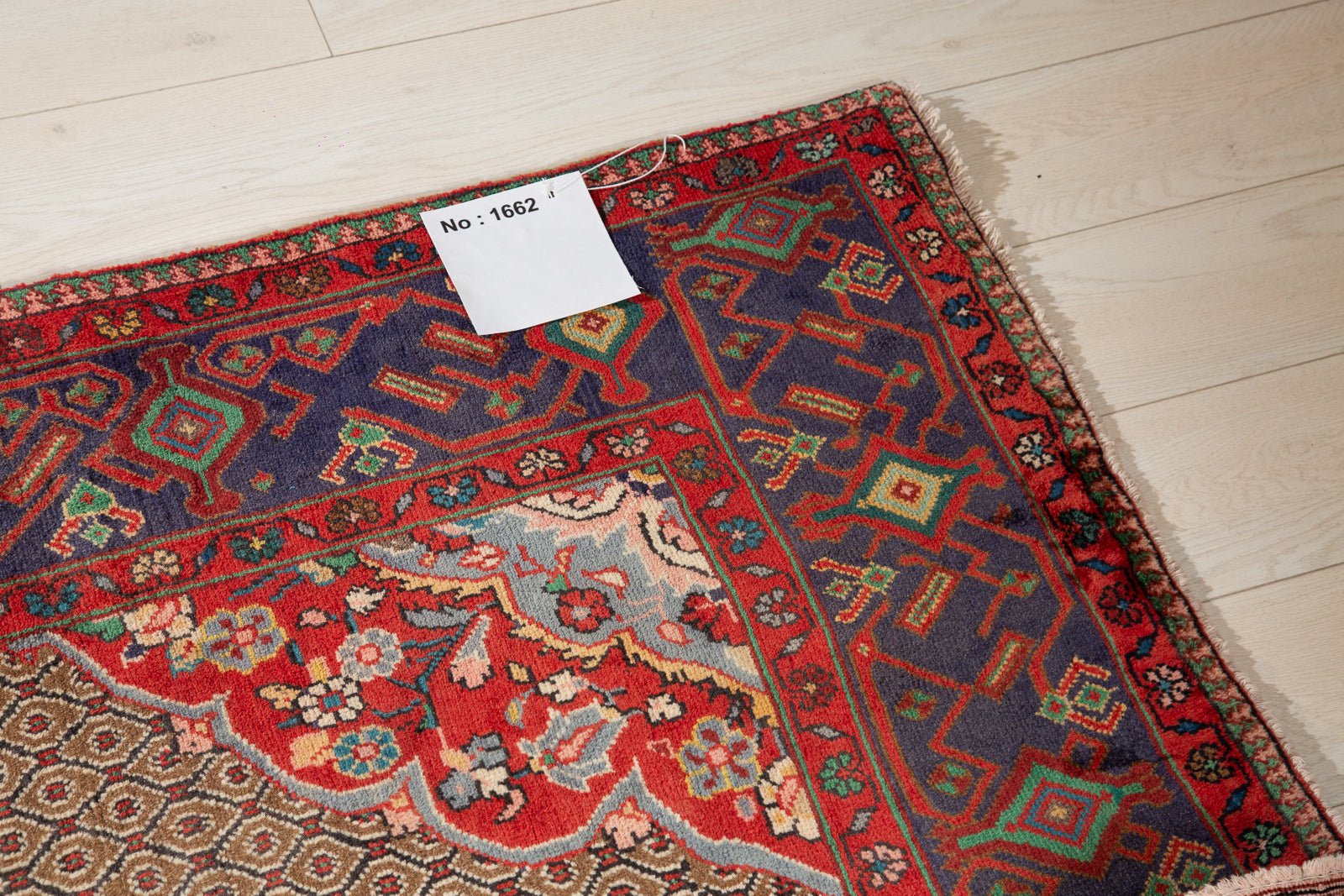 Hand-Knotted Vintage Wool Area Rug – 10' x 4' 11" (305 x 150 cm) - Yasi & Fara