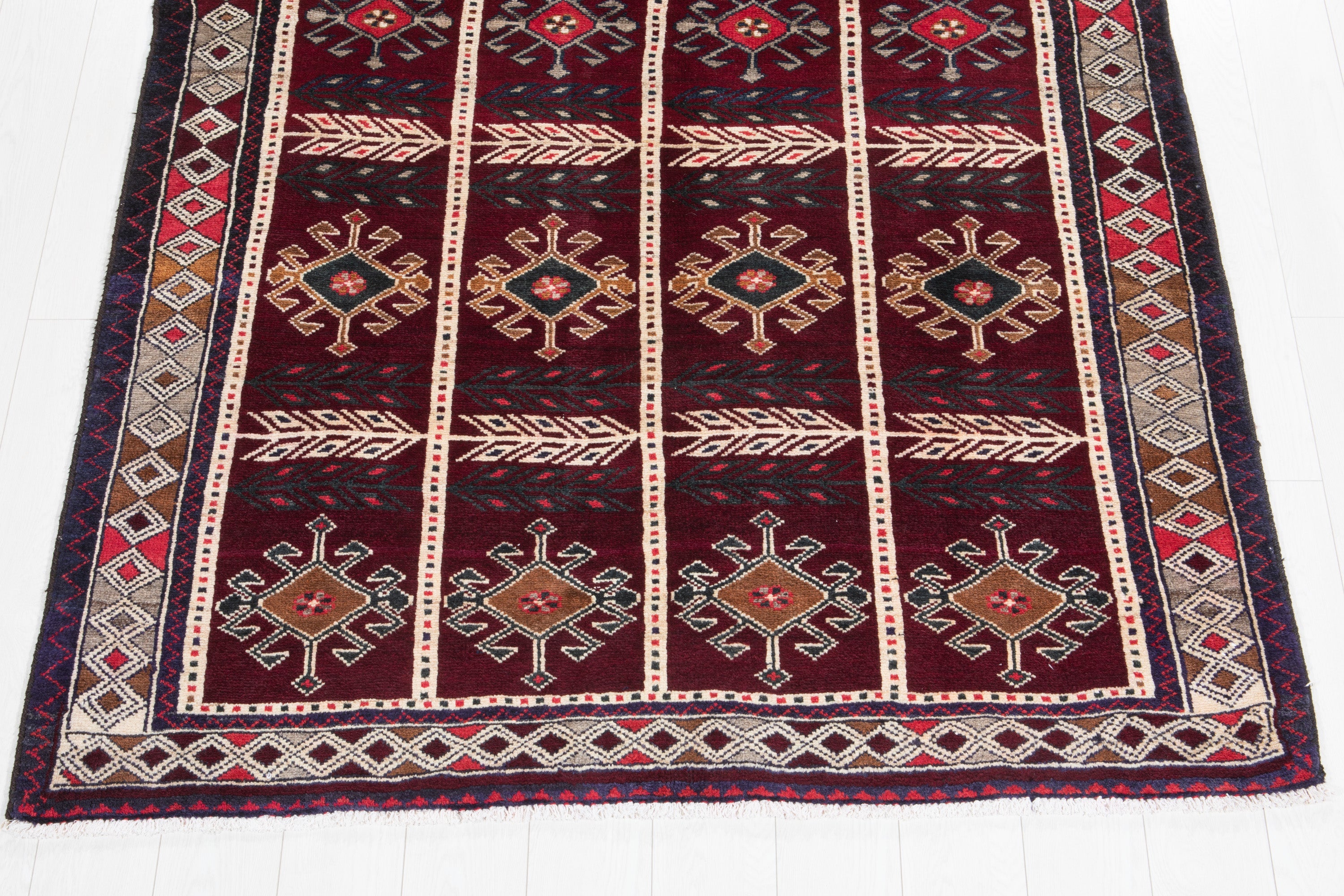 Hand-Knotted Vintage Wool Area Rug – 7' 11" x 5' 1" (241 x 155 cm) - Yasi & Fara