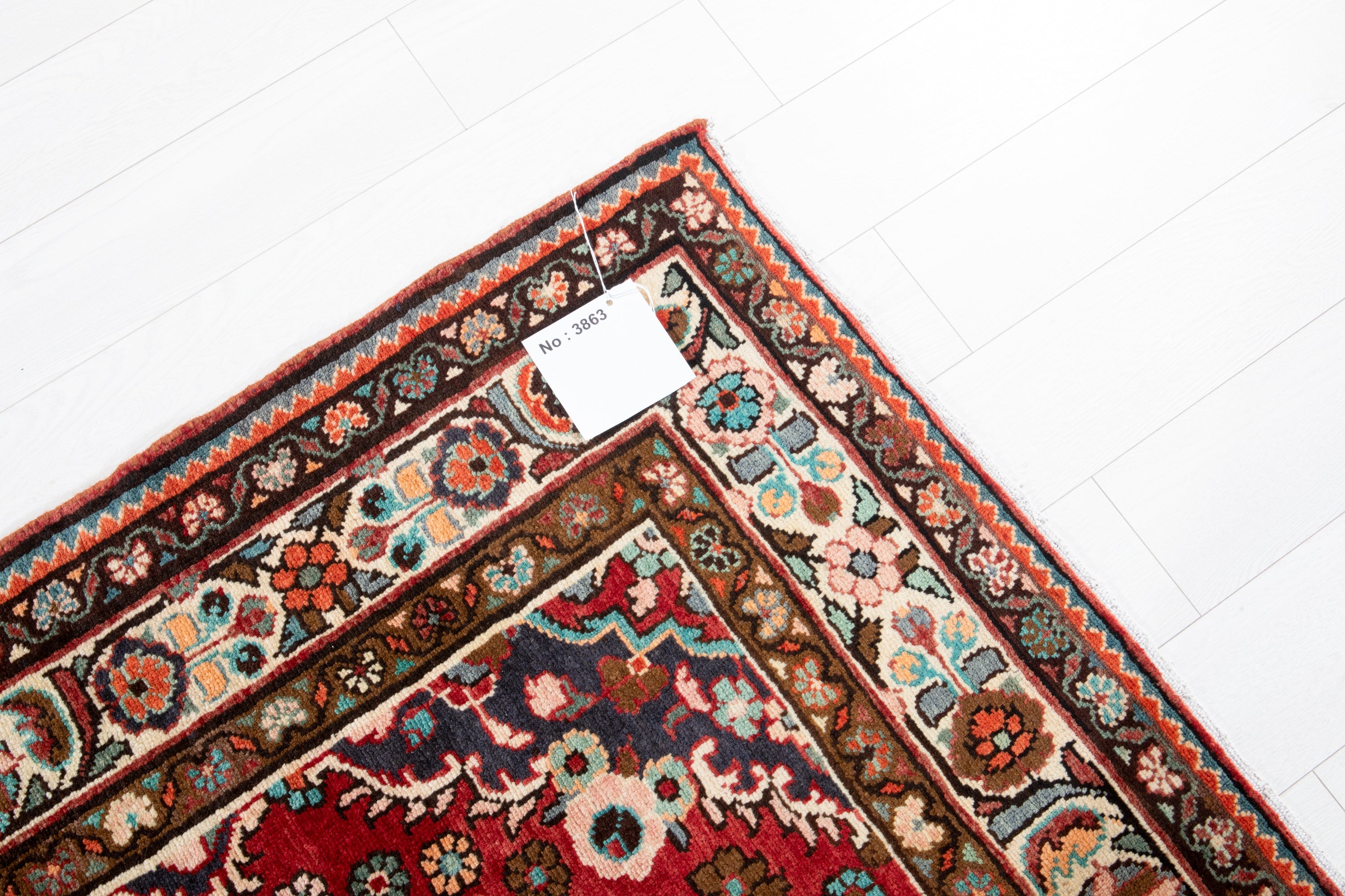 Hand-Knotted Vintage Wool Area Rug – 10' 5" x 5' (317 x 154cm) - Yasi & Fara