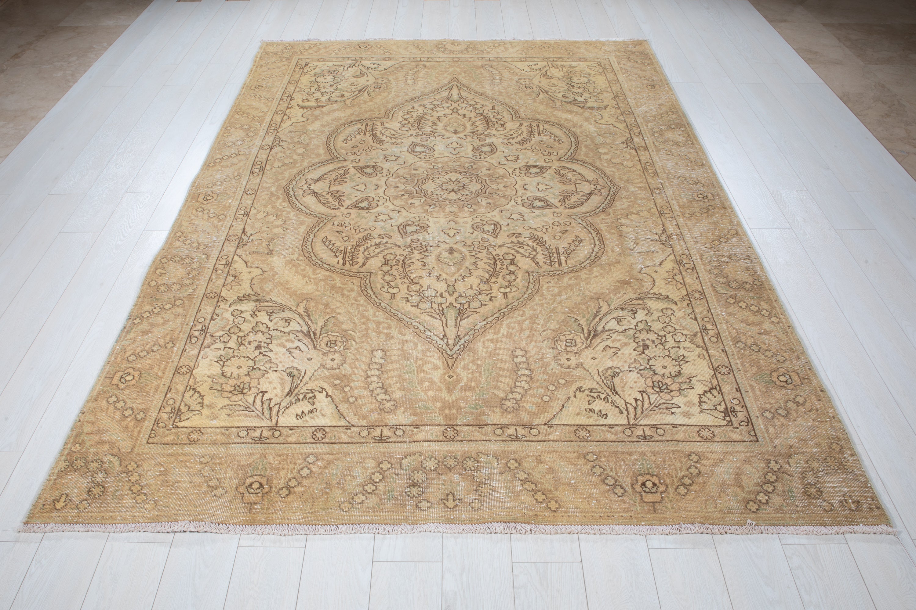 Hand-Knotted Vintage Large Wool Area Rug Faded – 9' 5" x 6' 3" (288 x 192 cm) - Yasi & Fara
