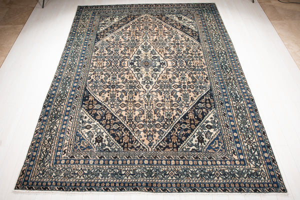 11' 3" x 8' 2" Excellent Hand-Knotted Antique Collectible Area Rug