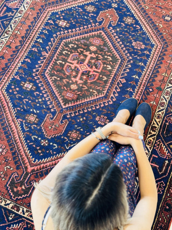 6' 7" x 4' 11" Excellent Hand-Knotted Vintage Tribal Rug