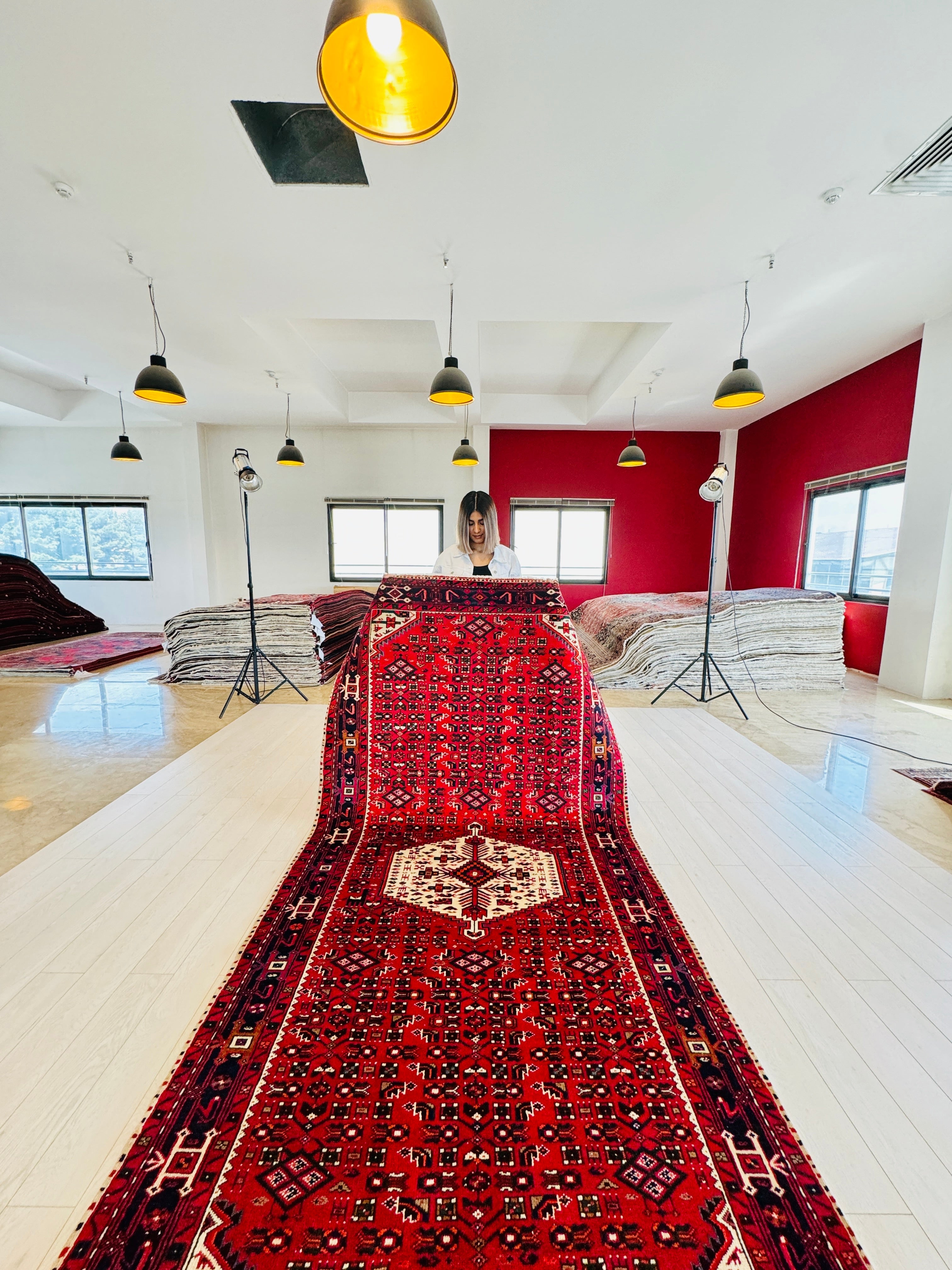 Hand-Knotted Vintage Wool Area Rug – 10' 4" x 5' 3" (314 × 159 cm) - Yasi & Fara