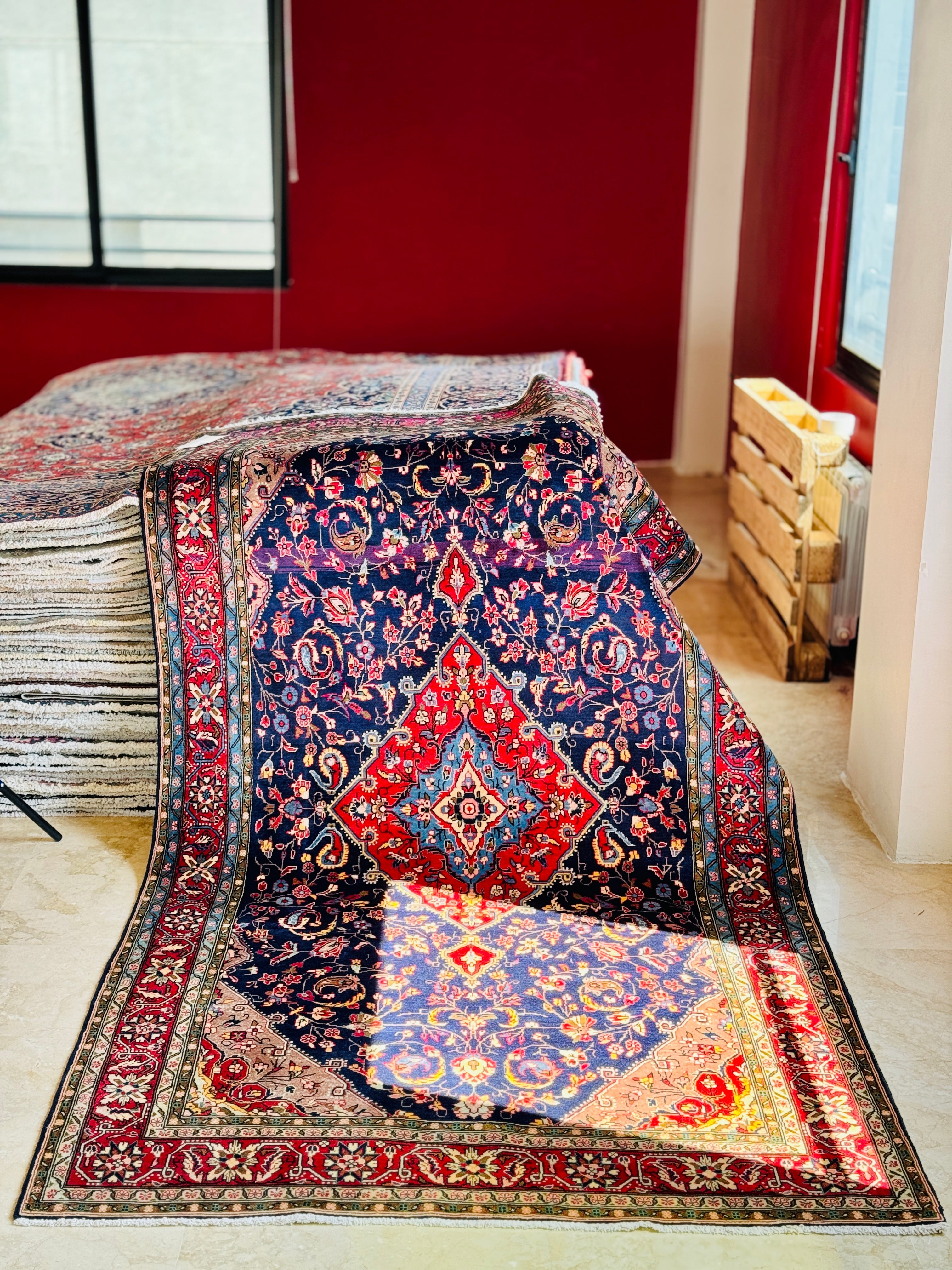 Hand-Knotted Vintage Wool Area Rug – 9' 9" x 5' 2" (298 x 158 cm) - Yasi & Fara