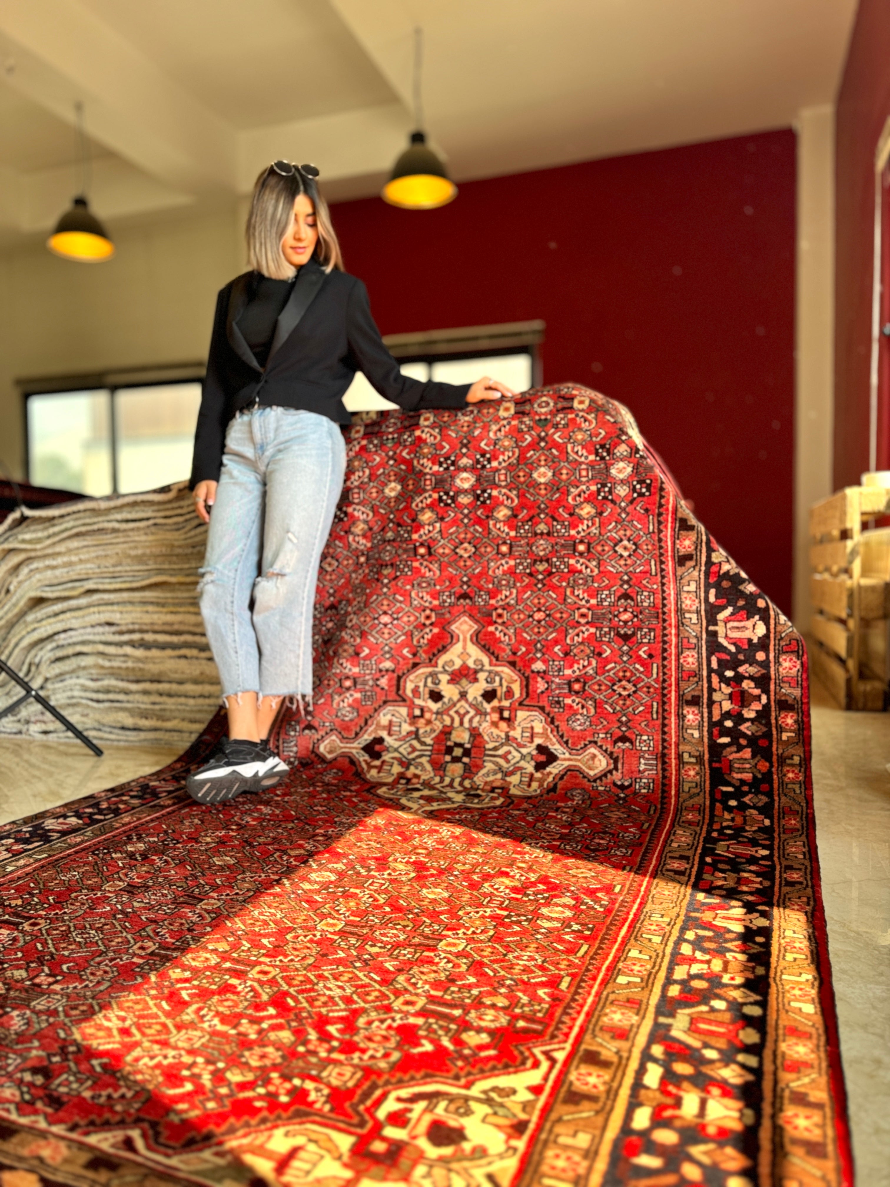 Hand-Knotted Vintage Wool Area Rug – 10' 6" x 5' 5" (321 × 166 cm) - Yasi & Fara