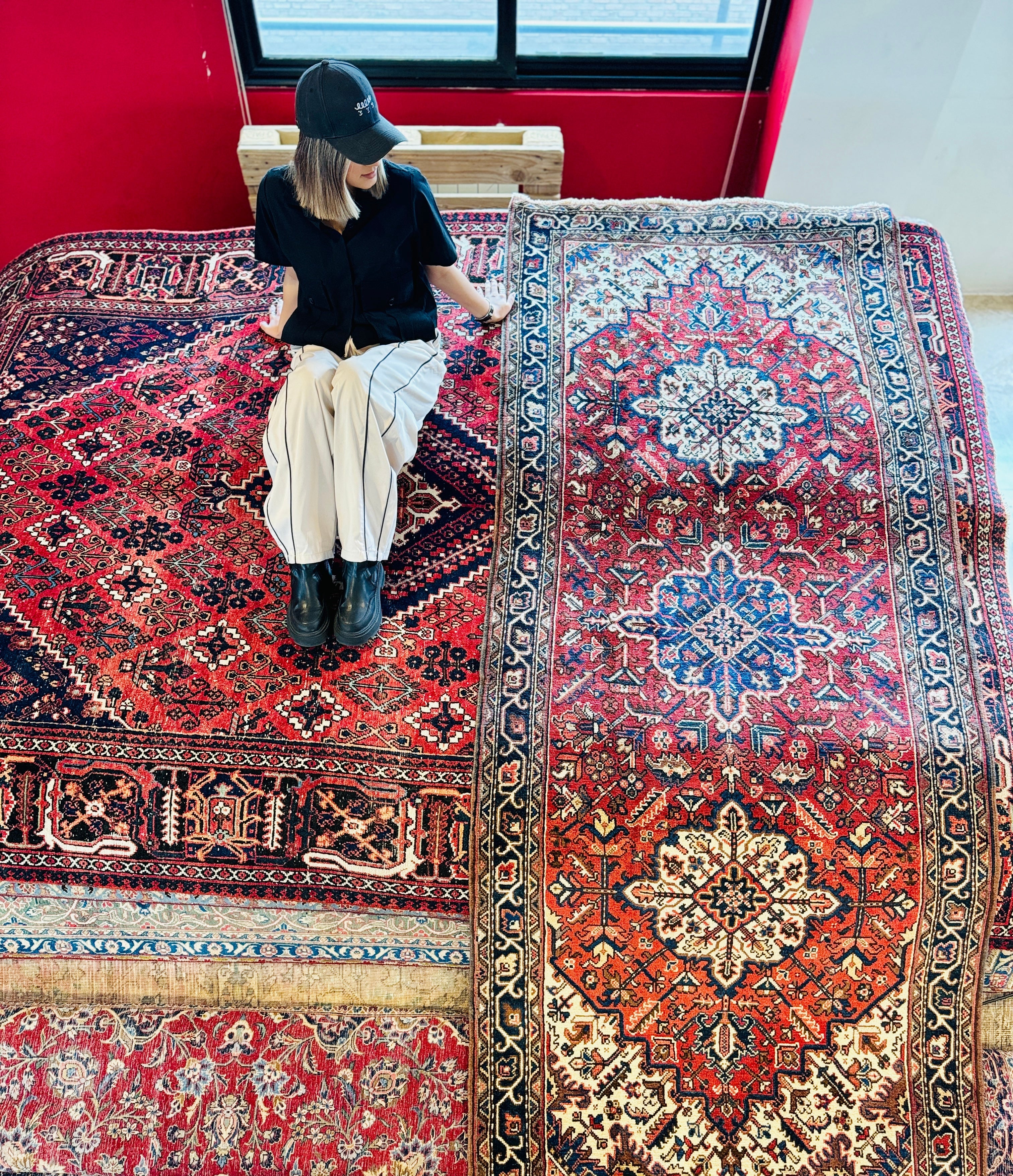 Hand-Knotted Vintage Wool Runner Rug – 9' 9" x 4' (298 x 121 cm) - Yasi & Fara
