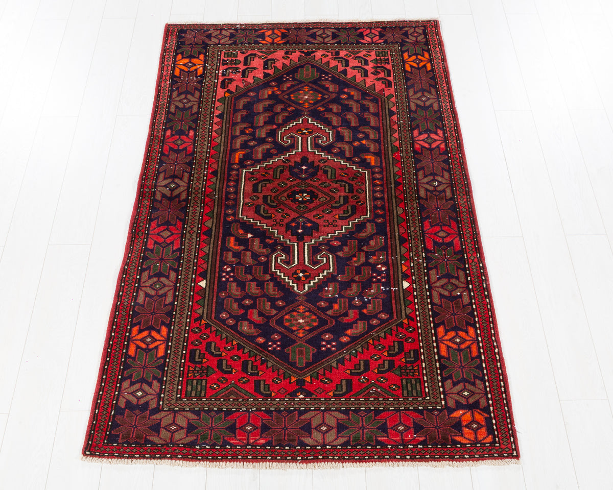 Vintage Zanjan Pinkish-Red, Navy Blue hand-knotted wool rug, SKU 5672