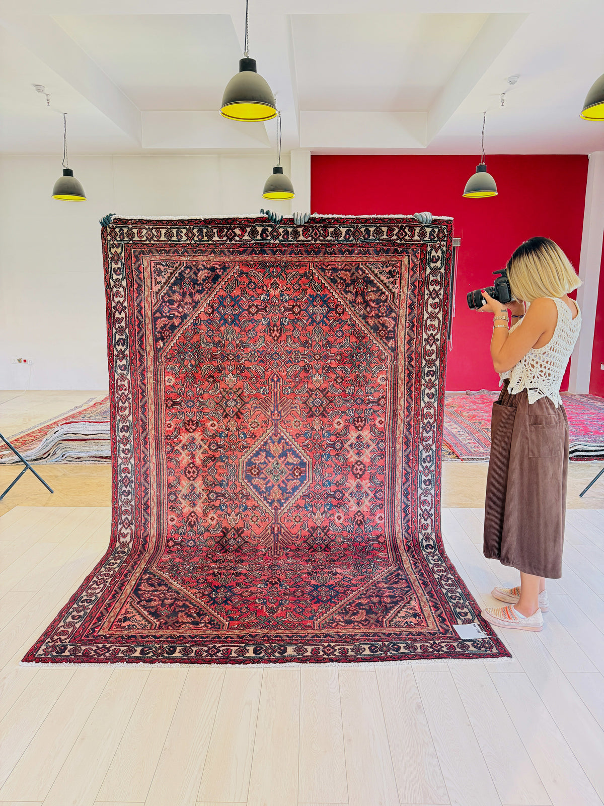 Vintage Red Geometric Rug – 9' 8" x 6' 4" (294 x 193 cm)