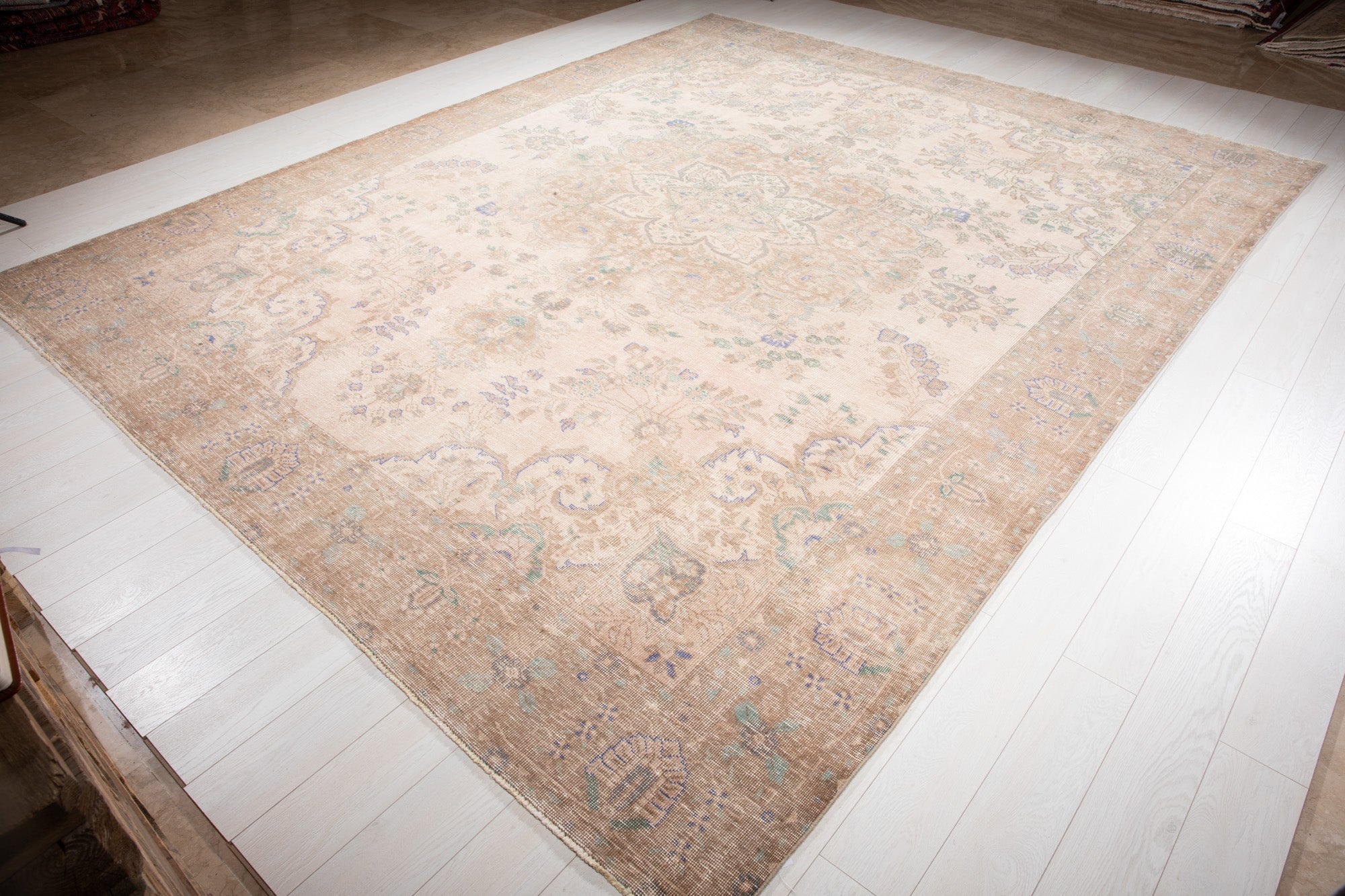Hand-Knotted Vintage Large Wool Area Rug Faded – 12' 4" x 9' 10" (377 x 299 cm) - Yasi & Fara