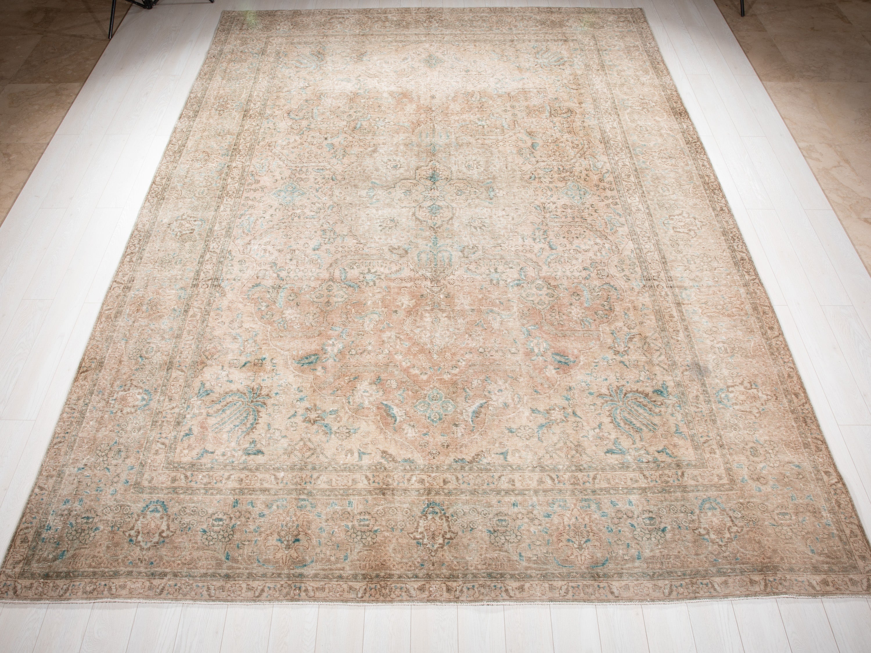 Hand-Knotted Vintage Large Wool Area Rug Faded – 12' 9" x 9' 5" (390 x 286 cm) - Yasi & Fara