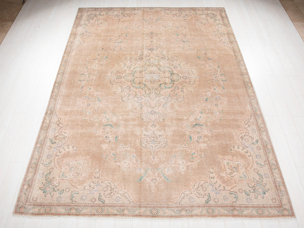 10' 6" x 7' 5" Excellent Hand-Knotted Antique Neutral Faded Large Area Rug