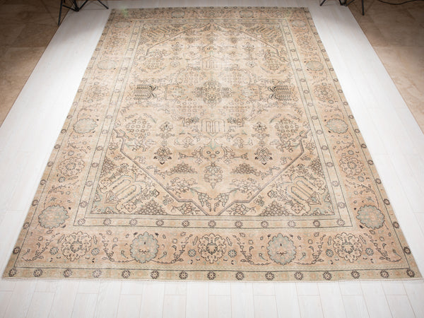 12' 9" x 9' 2" Excellent Hand-Knotted Antique Neutral Faded Large Area Rug