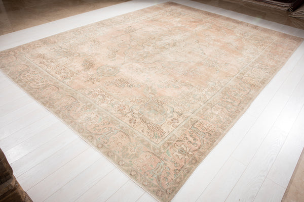 12' 7" x 9' 6" Excellent Hand-Knotted Faded Neutral Antique Large Area Rug