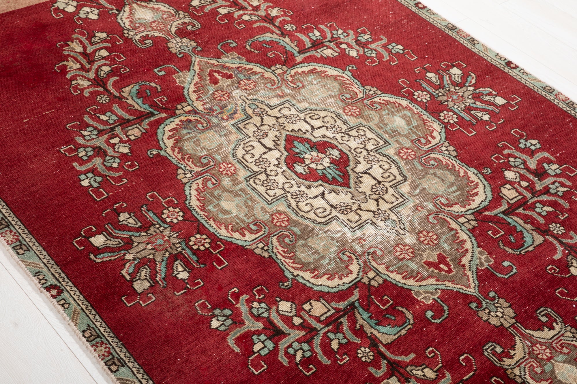 Hand-Knotted Vintage Wool Area Rug – 7' 10" x 4' 11" (240 × 150 cm) - Yasi & Fara