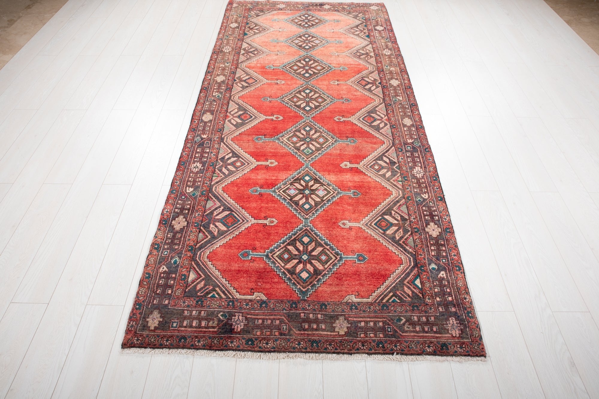 Hand-Knotted Vintage Wool Runner Rug – 9' 6" x 4' 3" (290 × 129 cm) - Yasi & Fara