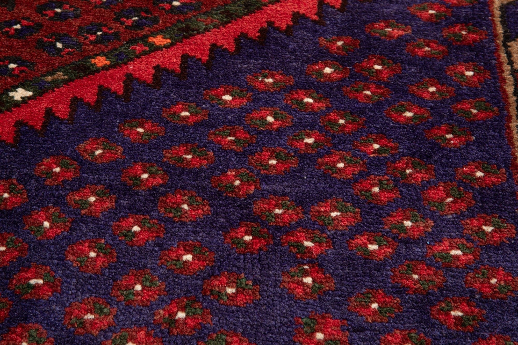 Hand-Knotted Vintage Wool Area Rug – 7' 6" x 4' 3" (229 × 130 cm) - Yasi & Fara