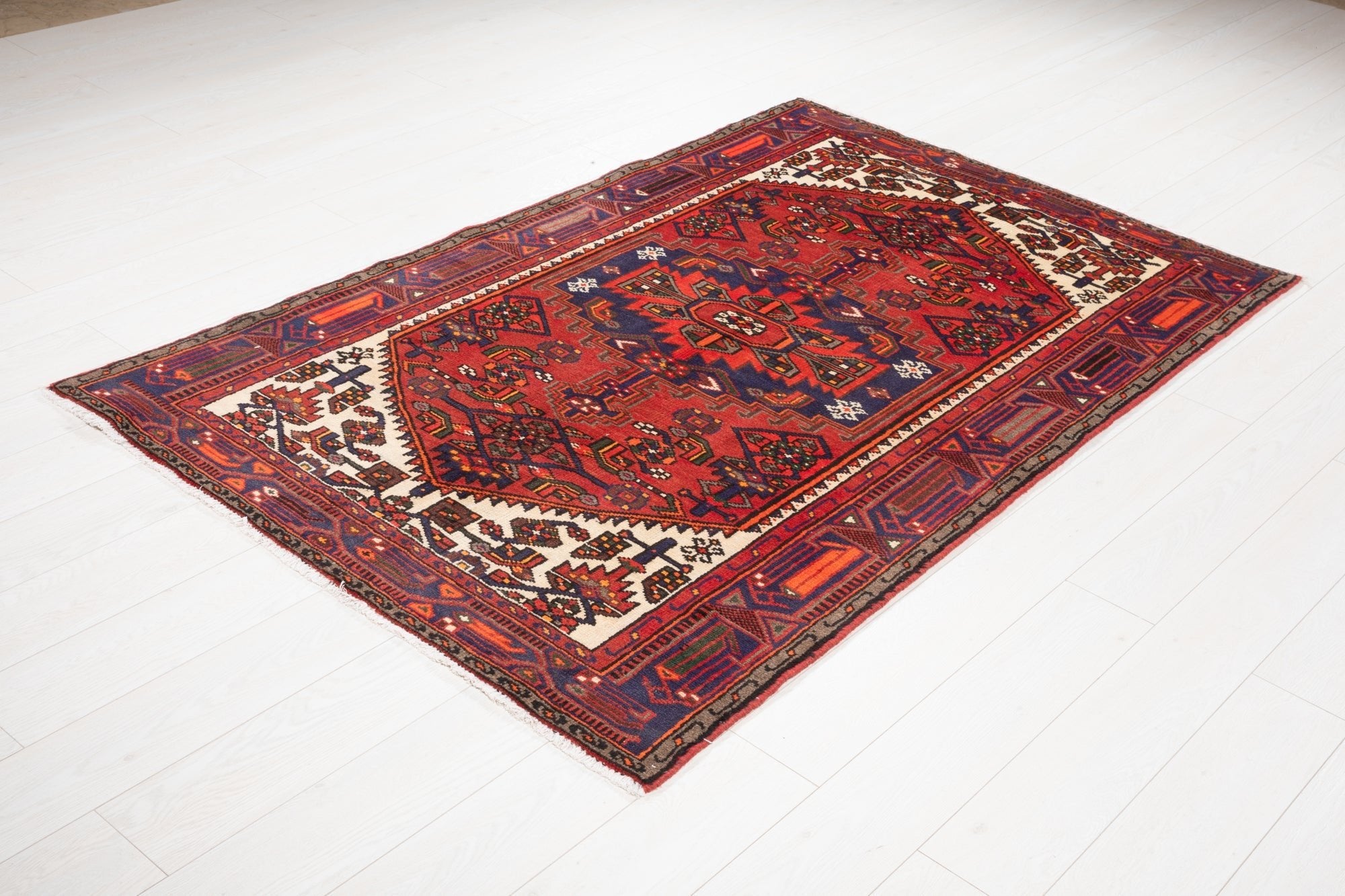 Hand-Knotted Vintage Wool Area Rug – 6' 6" x 4' 2" (198 x 127 cm) - Yasi & Fara