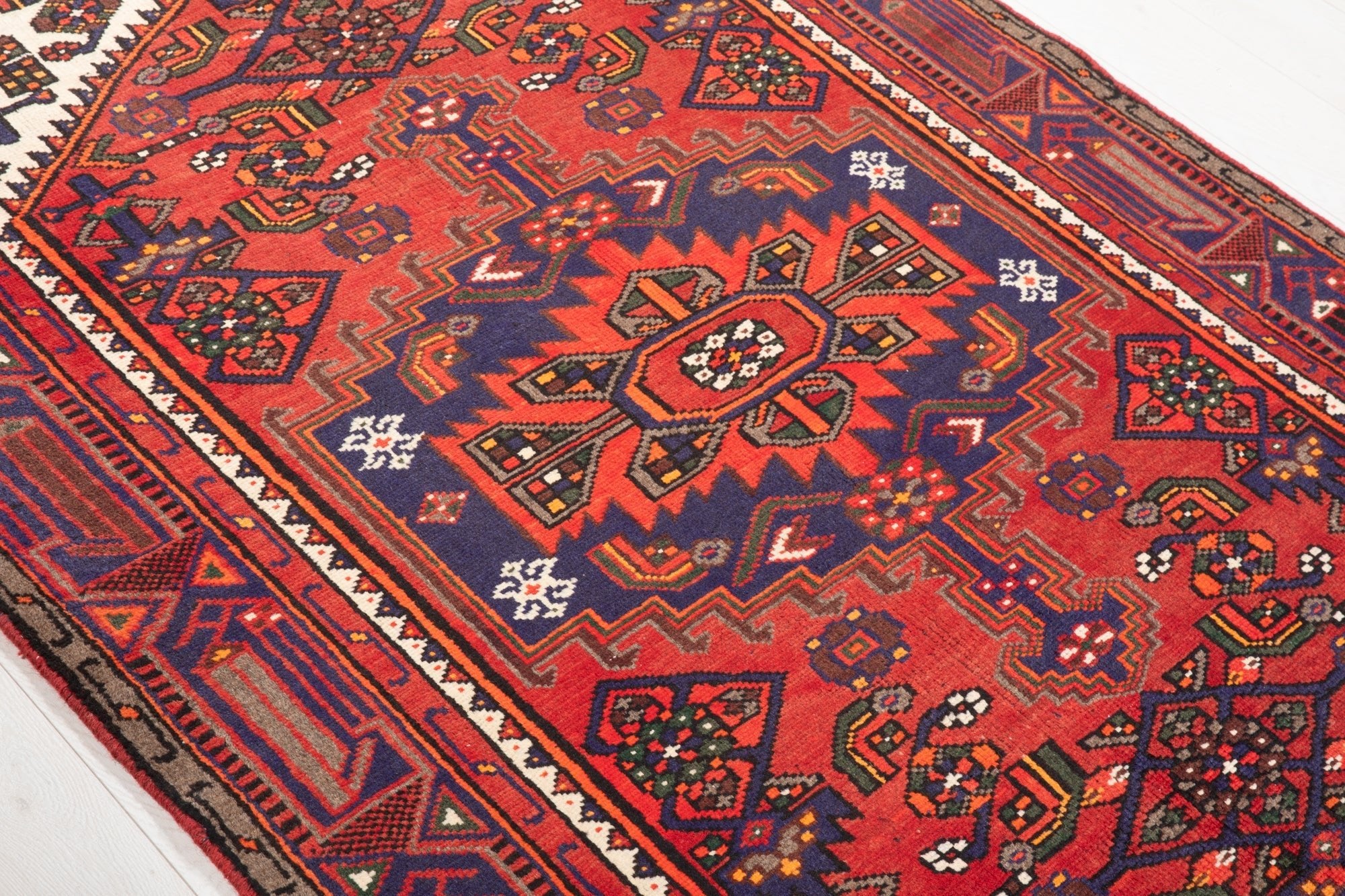 Hand-Knotted Vintage Wool Area Rug – 6' 6" x 4' 2" (198 x 127 cm) - Yasi & Fara