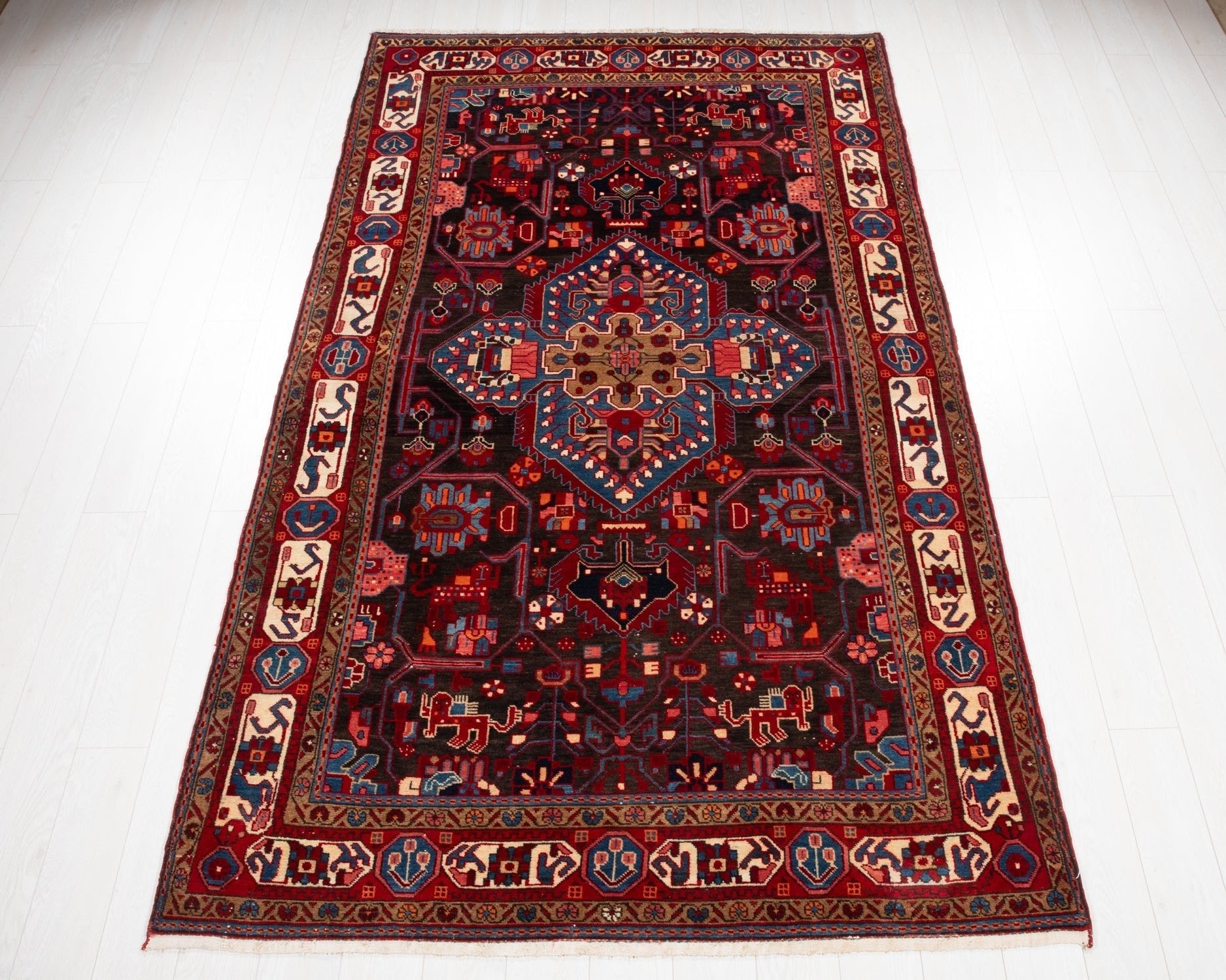 Hand-Knotted Vintage Wool Area Rug – 9' 8" x 5' 6" (294 × 167 cm) - Yasi & Fara