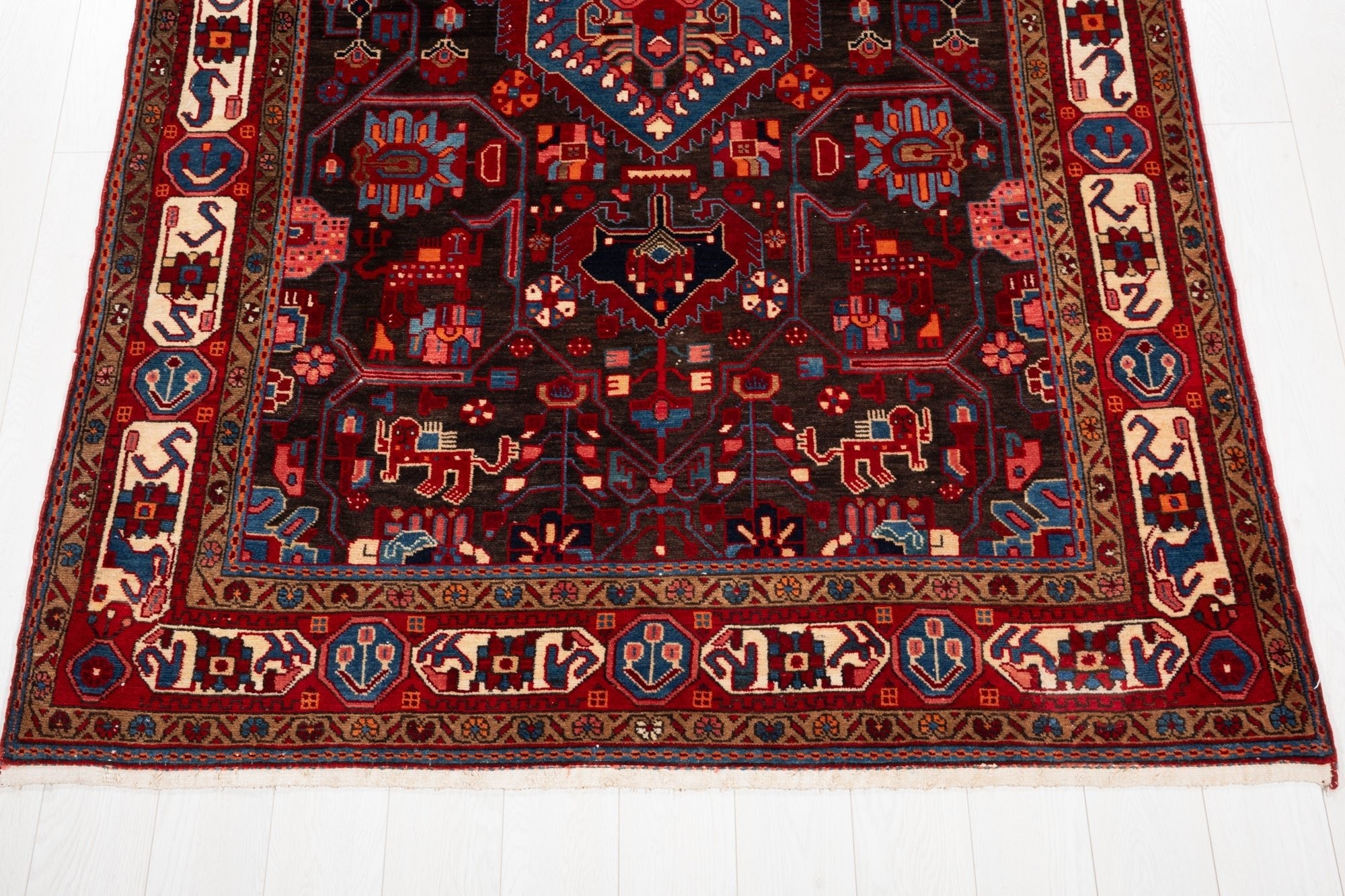 Hand-Knotted Vintage Wool Area Rug – 9' 8" x 5' 6" (294 × 167 cm) - Yasi & Fara