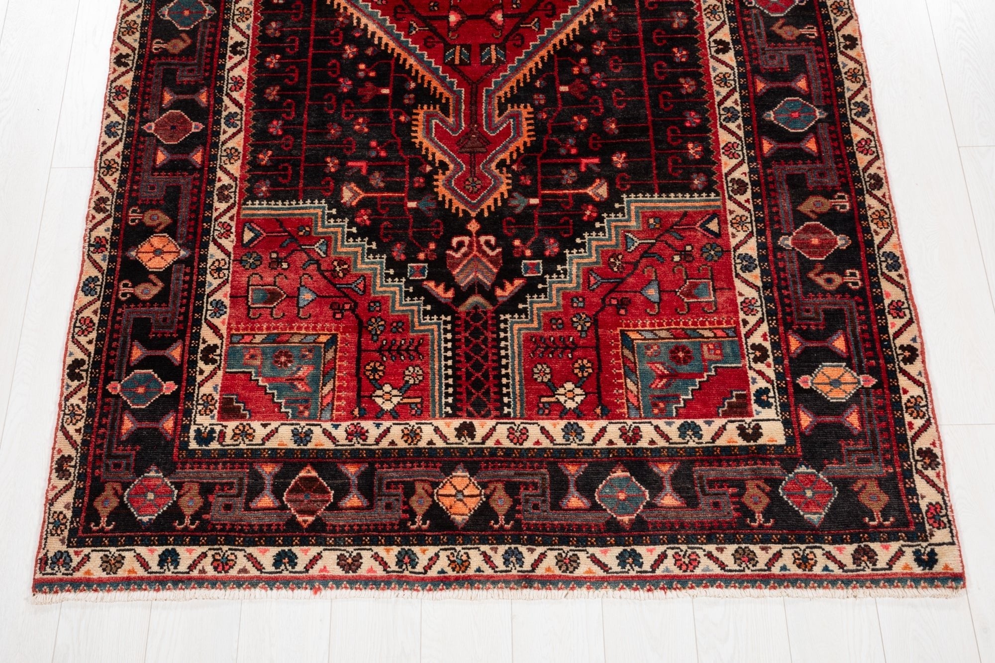 Hand-Knotted Vintage Wool Area Rug – 9' 8" x 5' (295 × 152 cm) - Yasi & Fara
