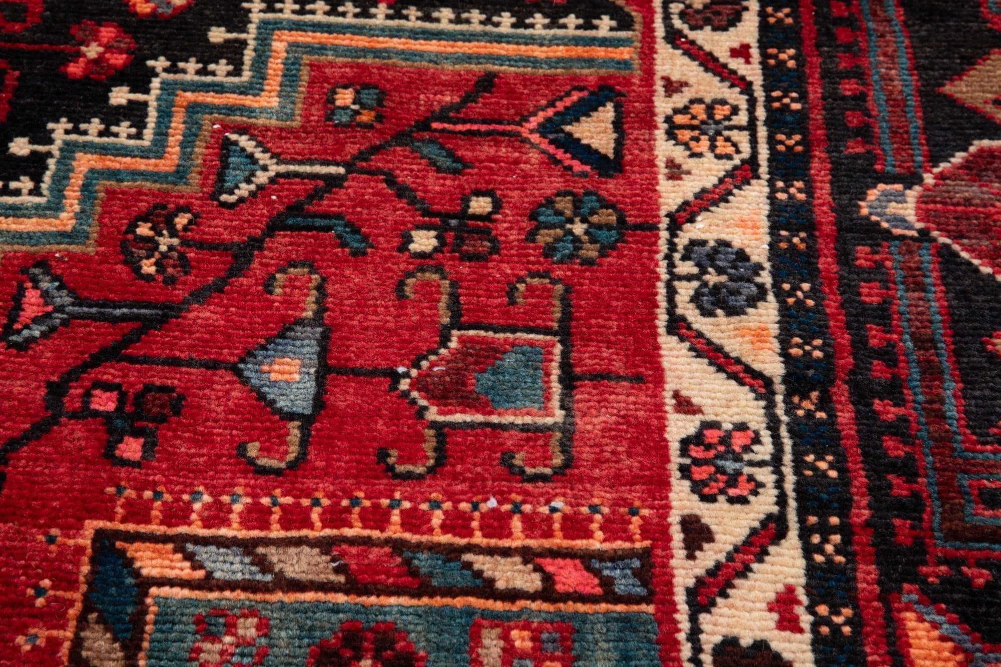 Hand-Knotted Vintage Wool Area Rug – 9' 8" x 5' (295 × 152 cm) - Yasi & Fara