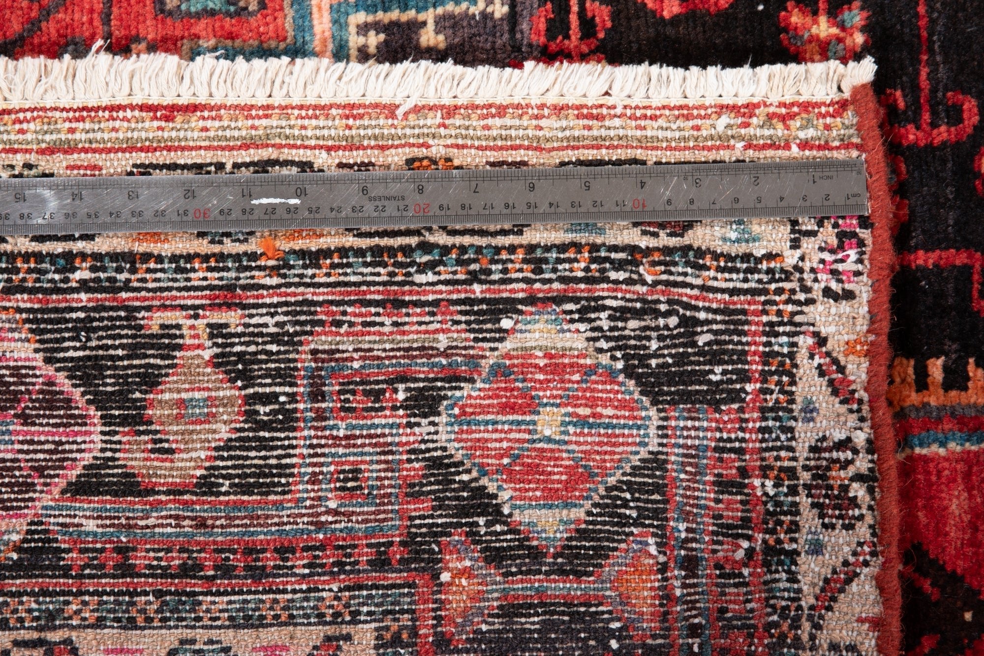 Hand-Knotted Vintage Wool Area Rug – 9' 8" x 5' (295 × 152 cm) - Yasi & Fara