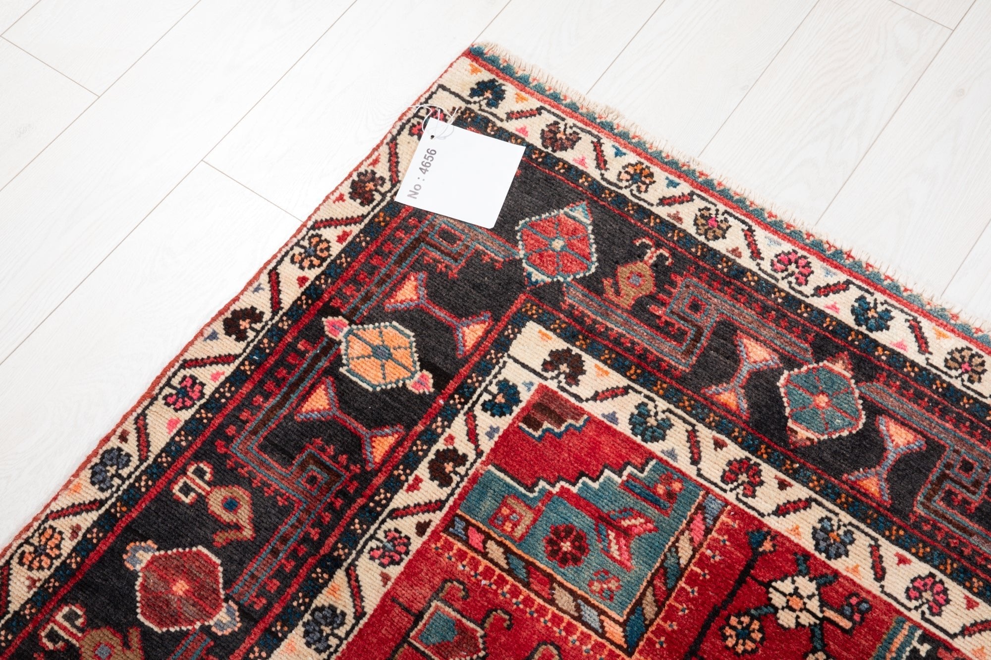 Hand-Knotted Vintage Wool Area Rug – 9' 8" x 5' (295 × 152 cm) - Yasi & Fara