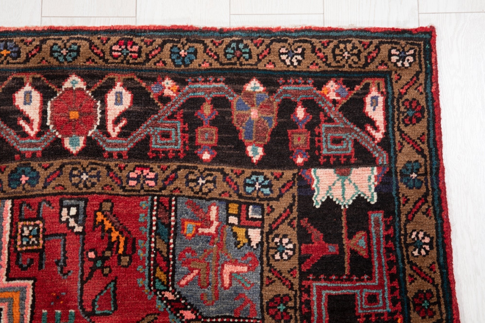 Hand-Knotted Vintage Wool Area Rug – 10' 11" x 5' (332 × 152 cm) - Yasi & Fara