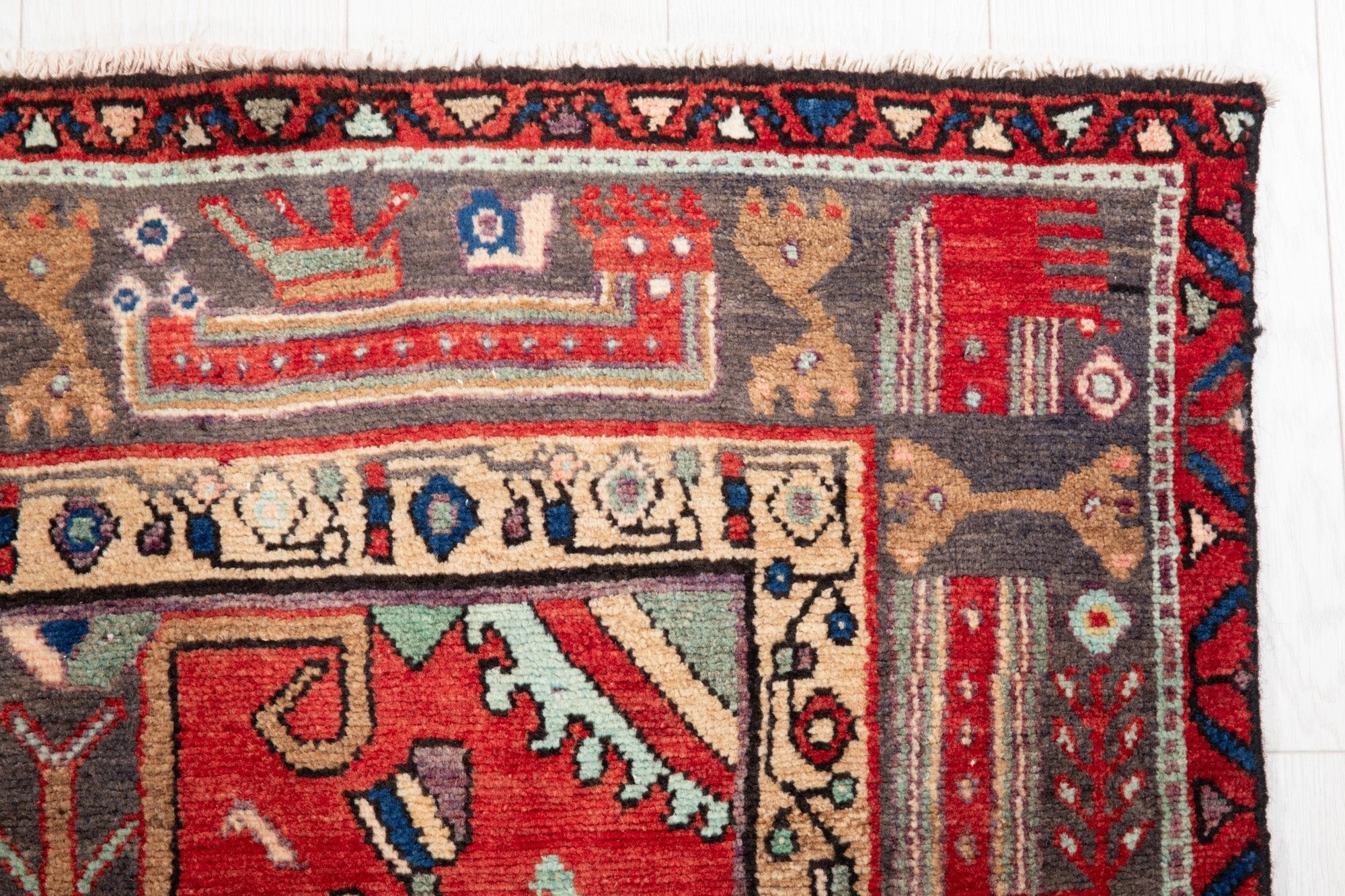 Hand-Knotted Vintage Wool Area Rug – 8' 10" x 4' 9" (270 × 145 cm) - Yasi & Fara