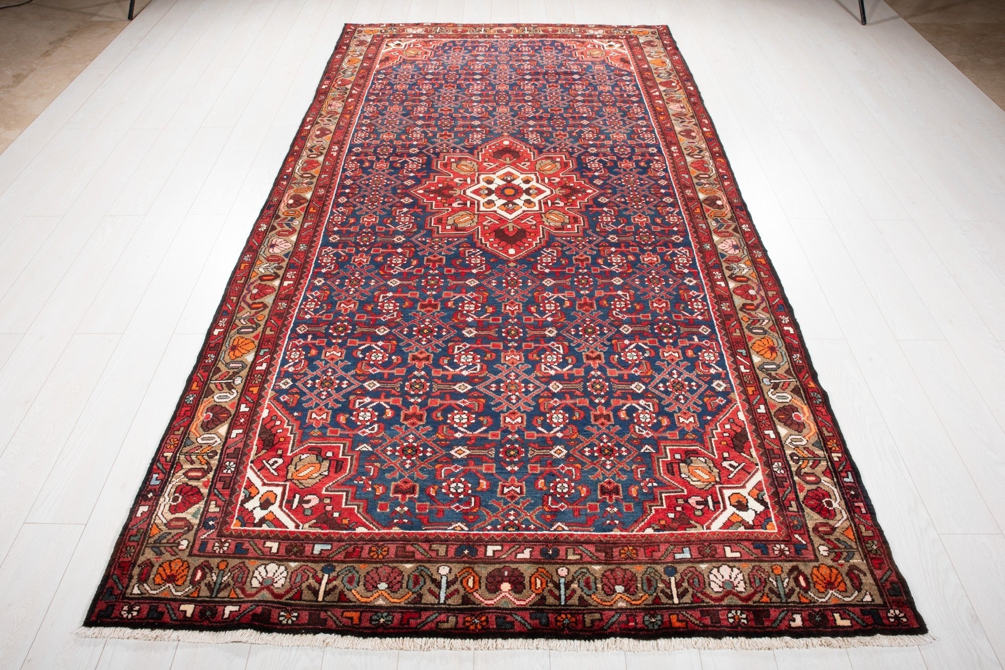 Hand-Knotted Vintage Wool Area Rug – 10' 4" x 5' 5" (316 x 165 cm) - Yasi & Fara