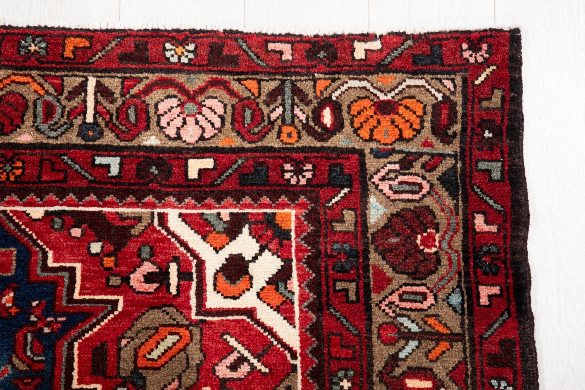 Hand-Knotted Vintage Wool Area Rug – 10' 4" x 5' 5" (316 x 165 cm) - Yasi & Fara