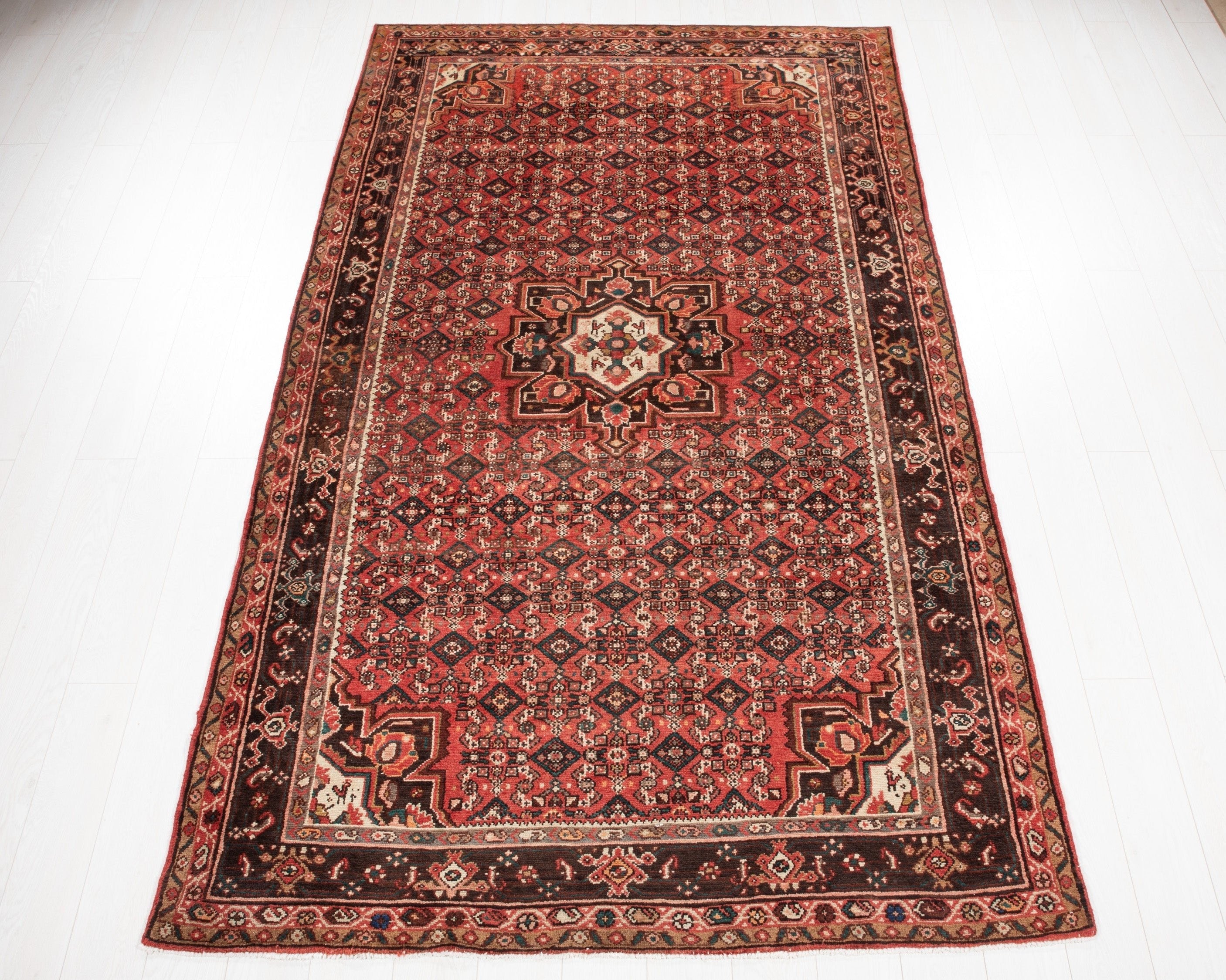 Hand-Knotted Vintage Wool Area Rug – 9' 8" x 5' 5" (295 x 165 cm) - Yasi & Fara