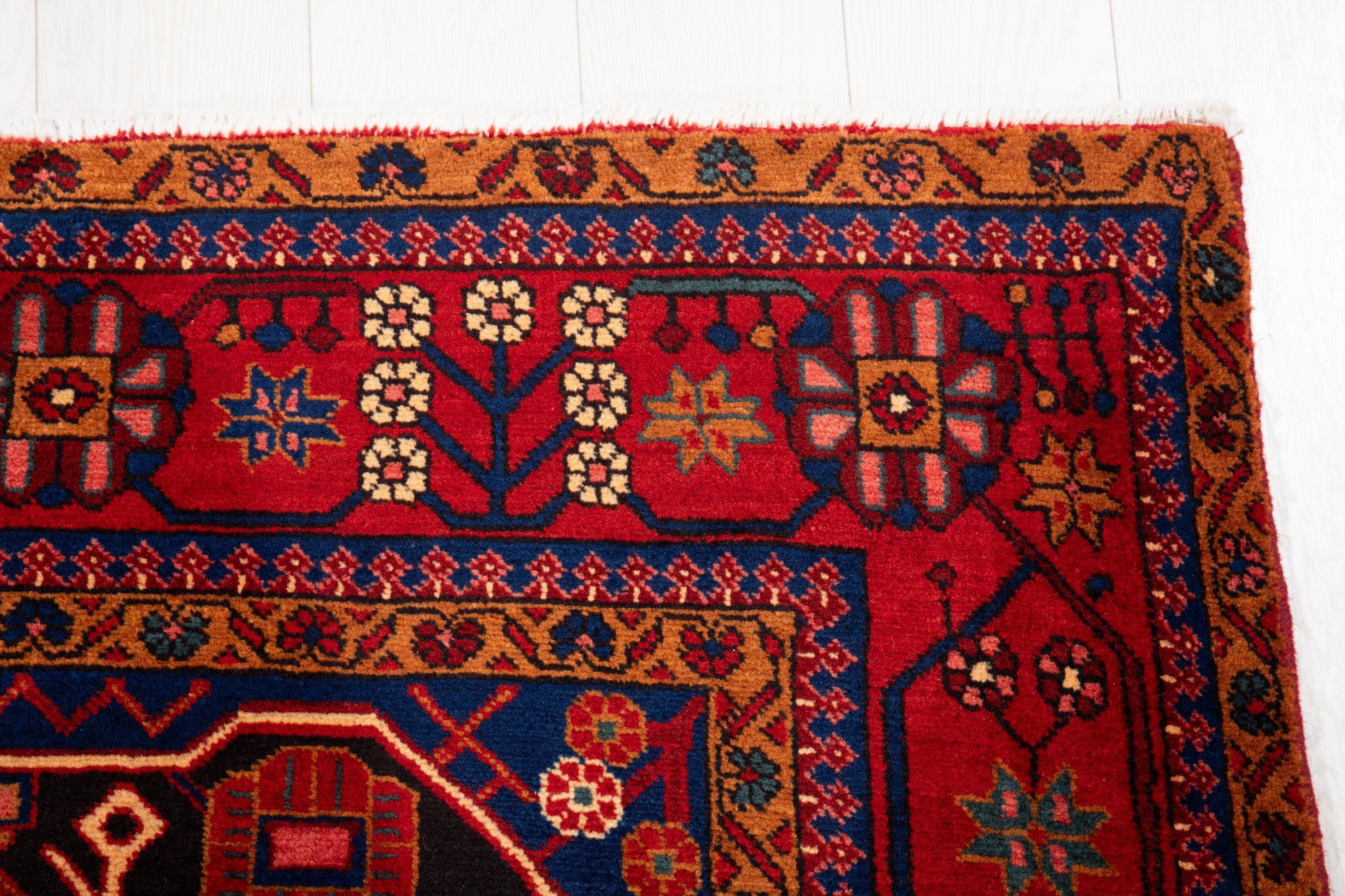 Hand-Knotted Vintage Wool Area Rug – 9' 10" x 5' 6" (299 x 169 cm) - Yasi & Fara