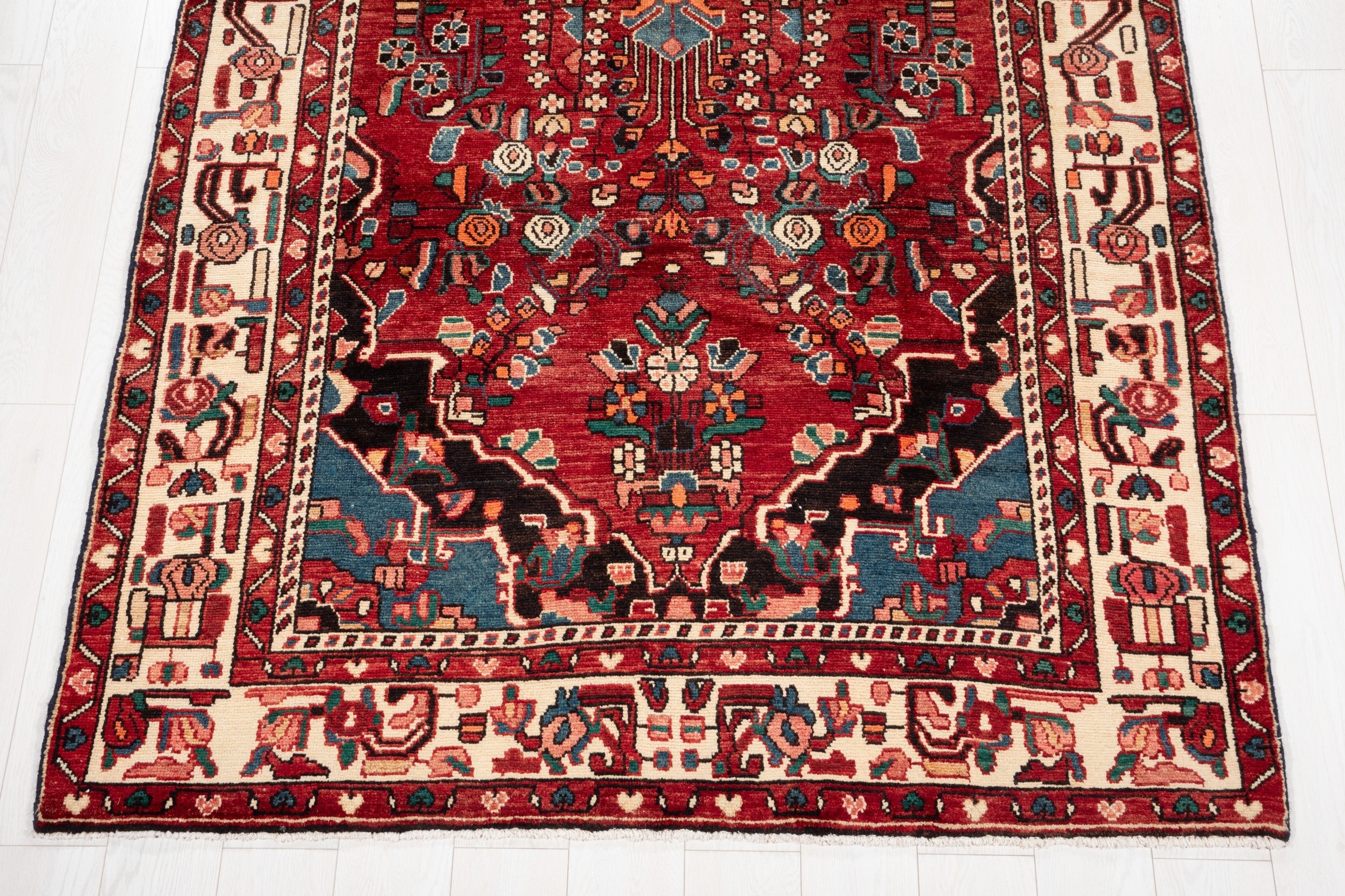 Hand-Knotted Vintage Wool Area Rug – 9' 7" x 5' 2" (293 x 157 cm) - Yasi & Fara